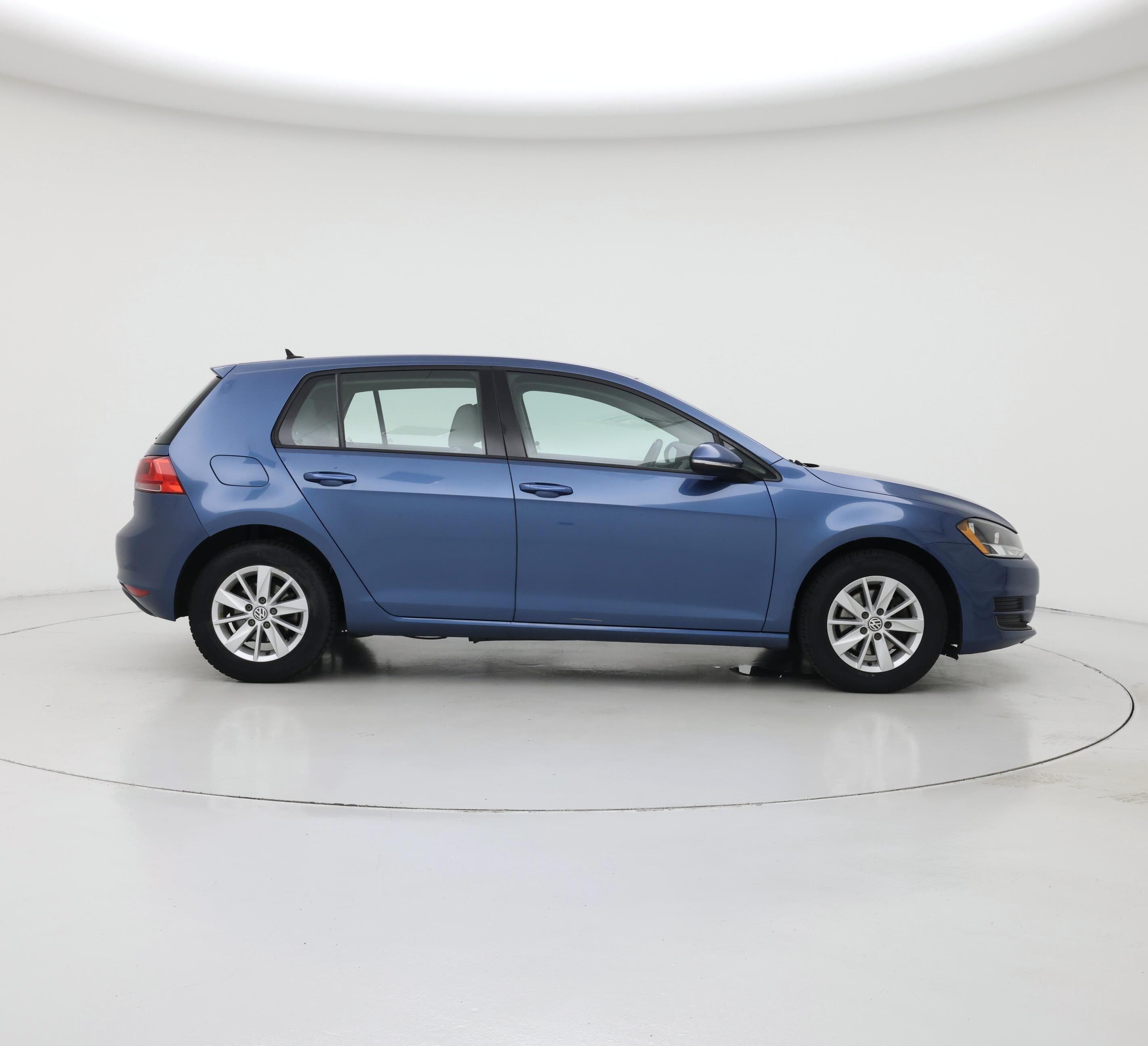 Thumbnail: 2017 Volkswagen Golf - 7