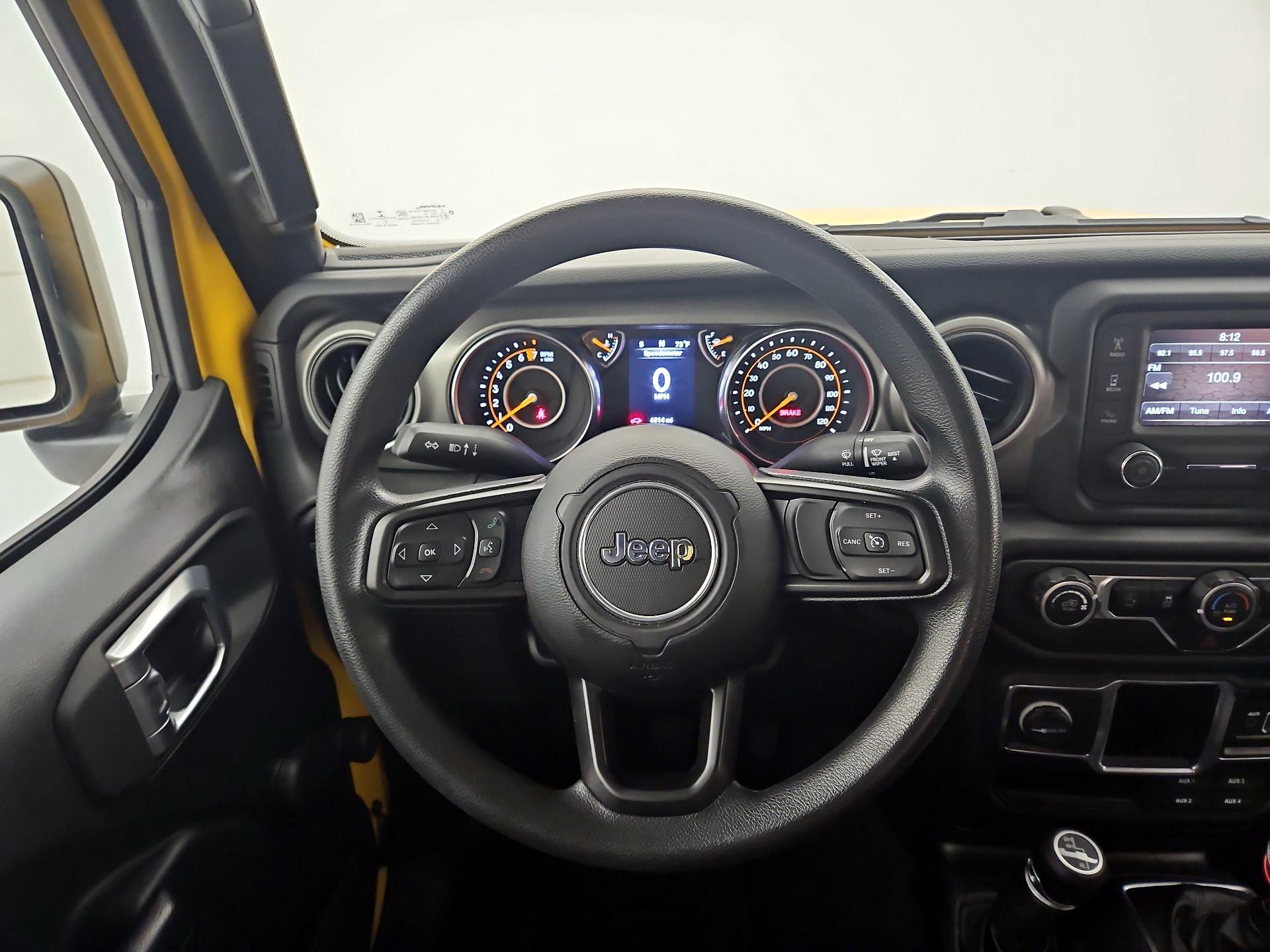 Thumbnail: 2021 Jeep Wrangler - 10