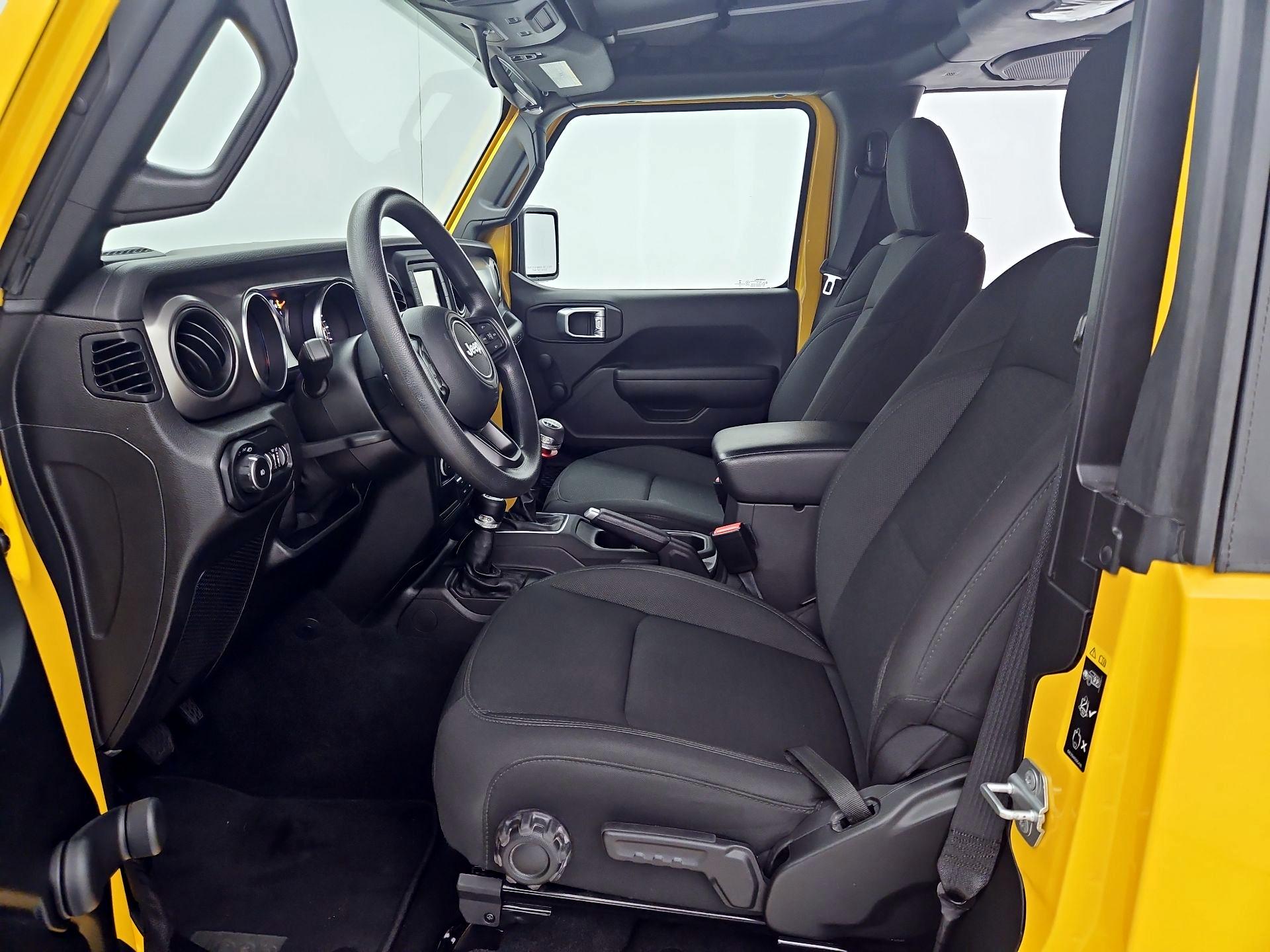 Thumbnail: 2021 Jeep Wrangler - 11
