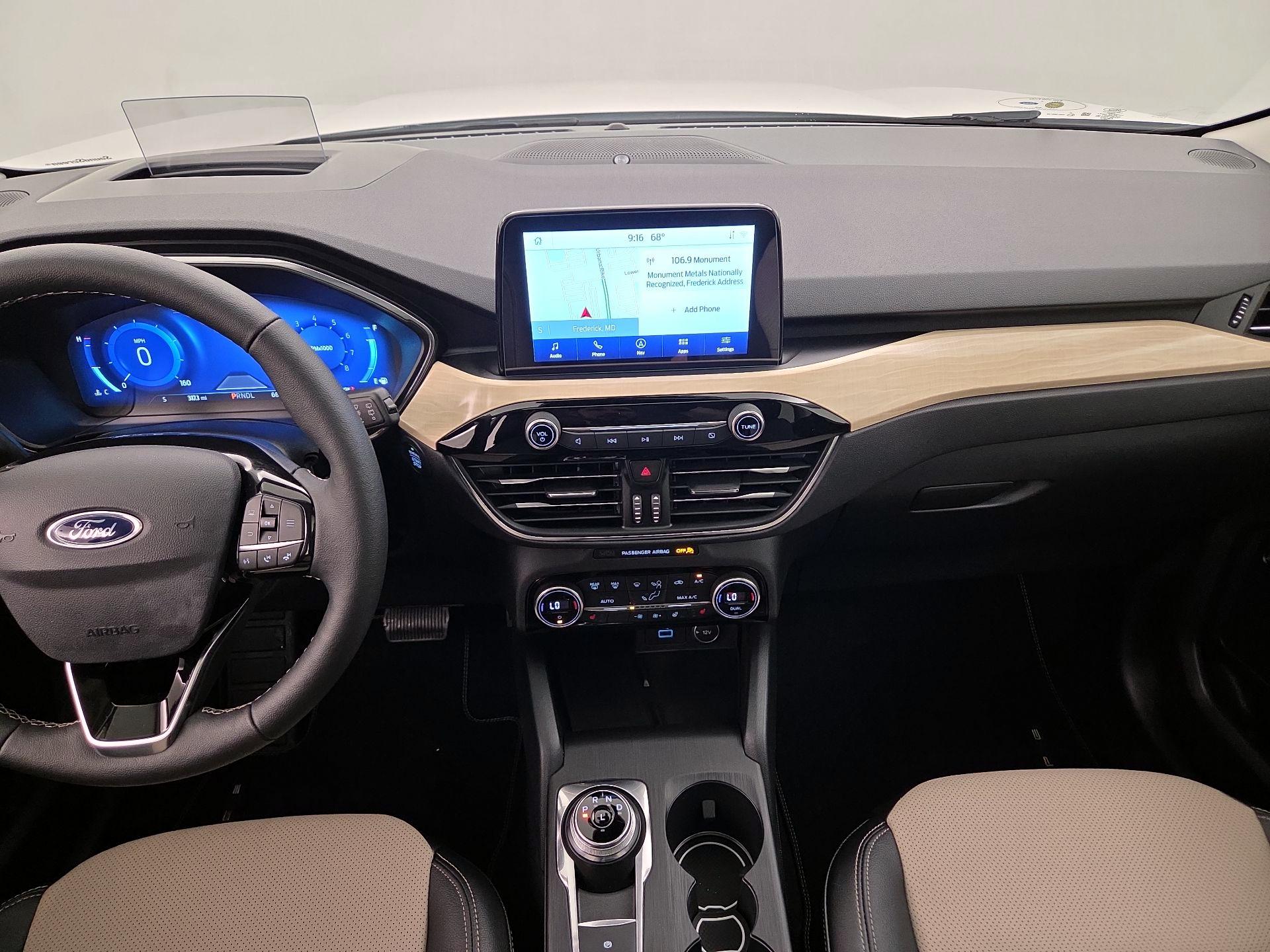 Thumbnail: 2021 Ford Escape - 9