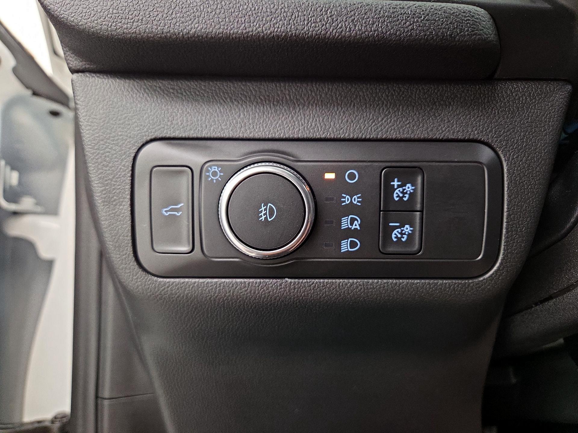 Thumbnail: 2021 Ford Escape - 13