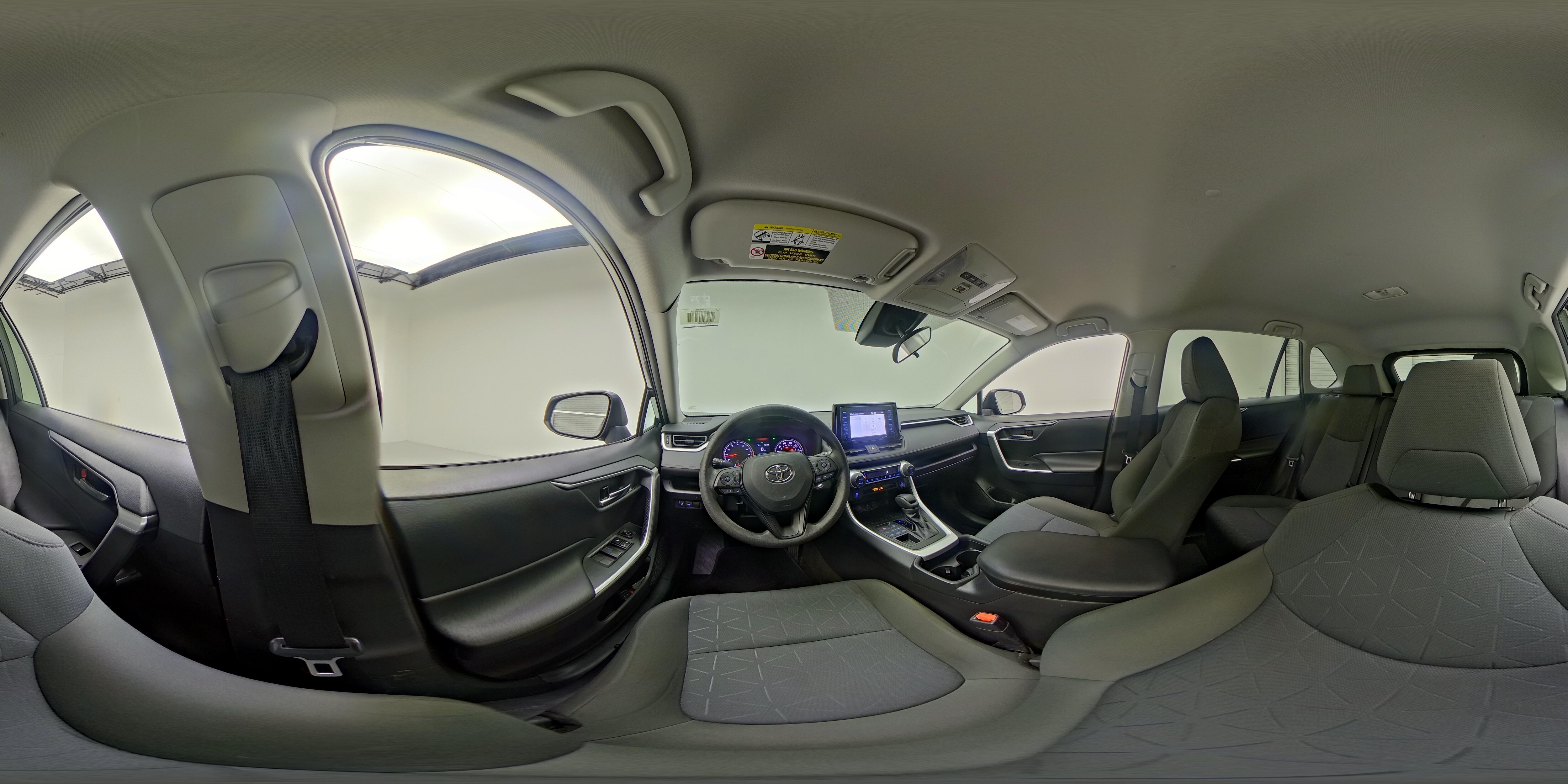 2021 Toyota RAV4 XLE - Photo 27