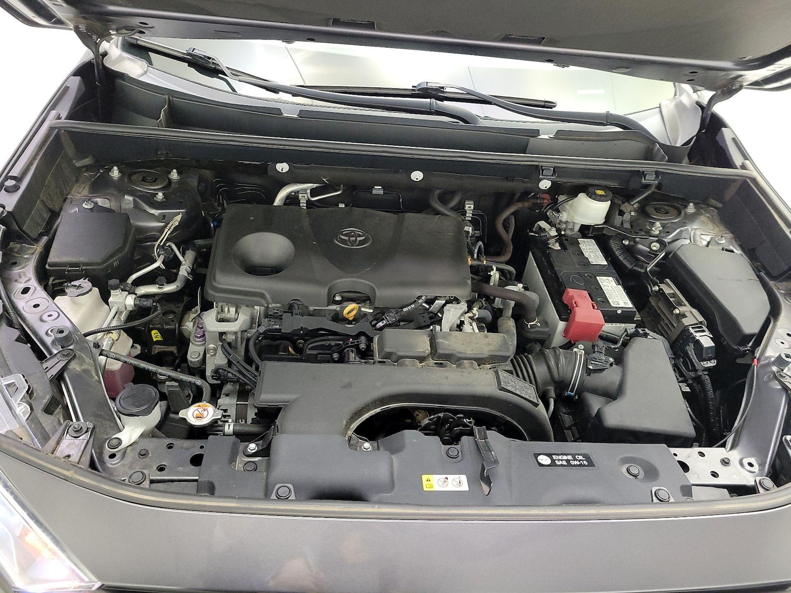 2021 Toyota RAV4 XLE - Photo 23