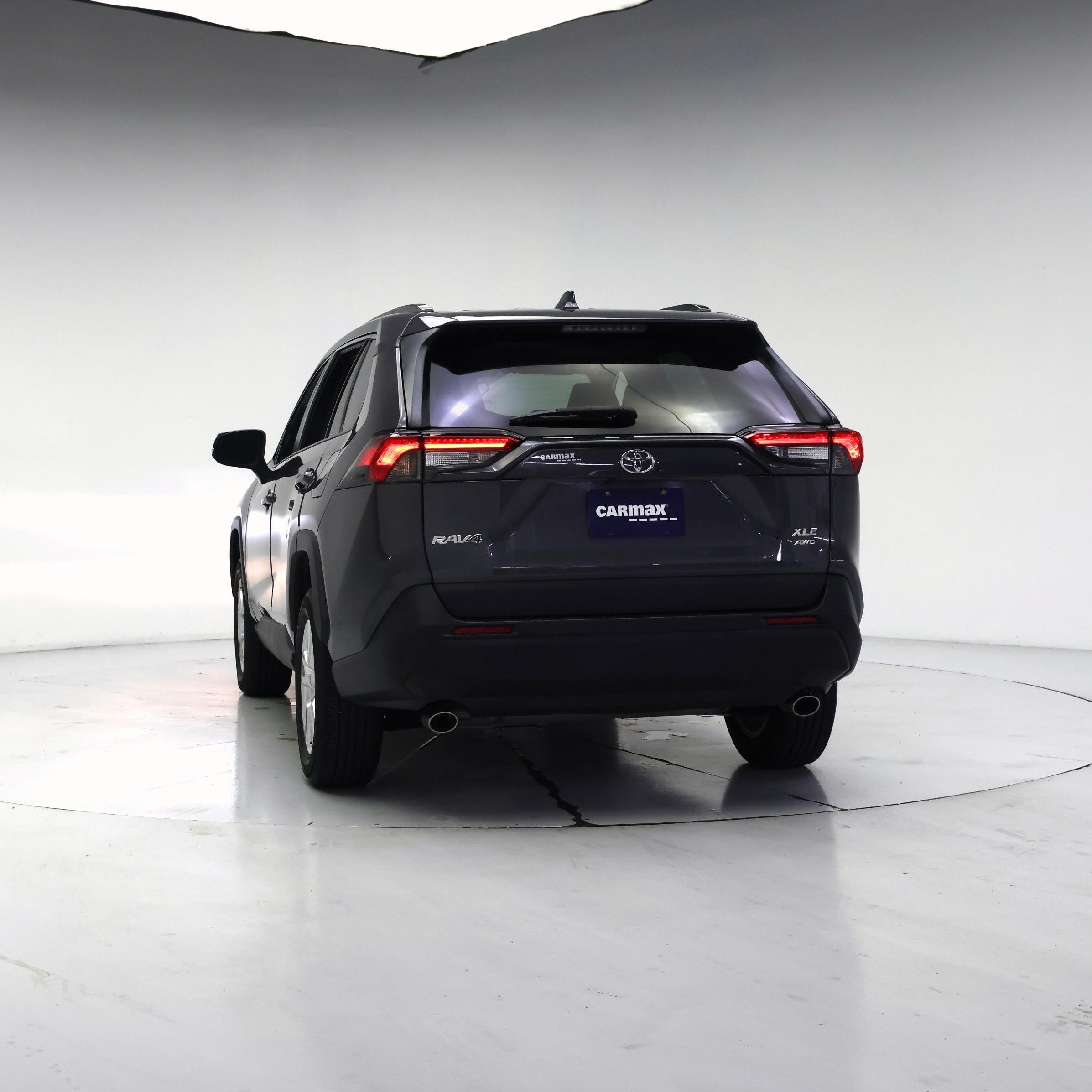 Thumbnail: 2021 Toyota RAV4 - 6