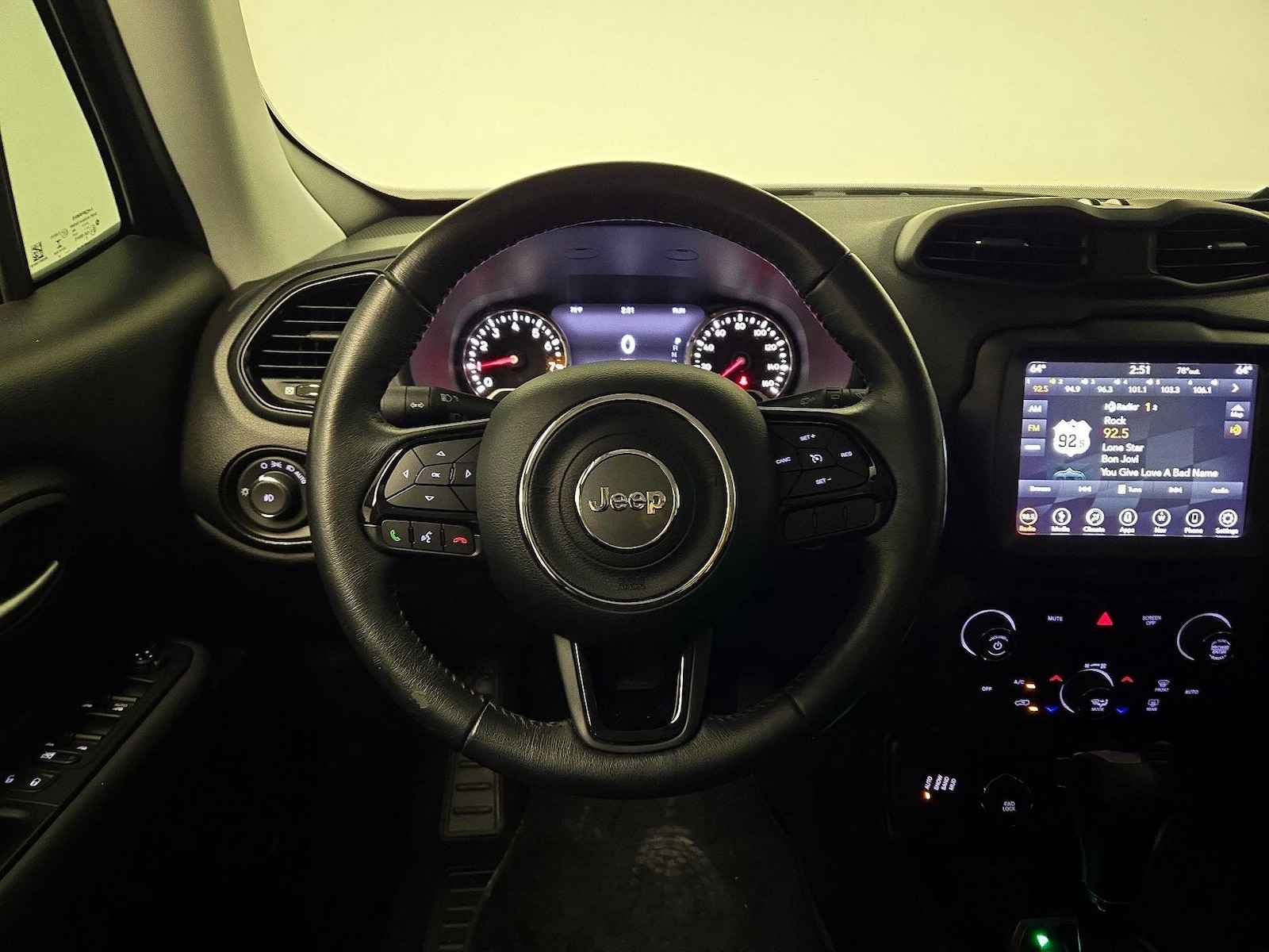 2018 Jeep Renegade Altitude Package - Photo 11