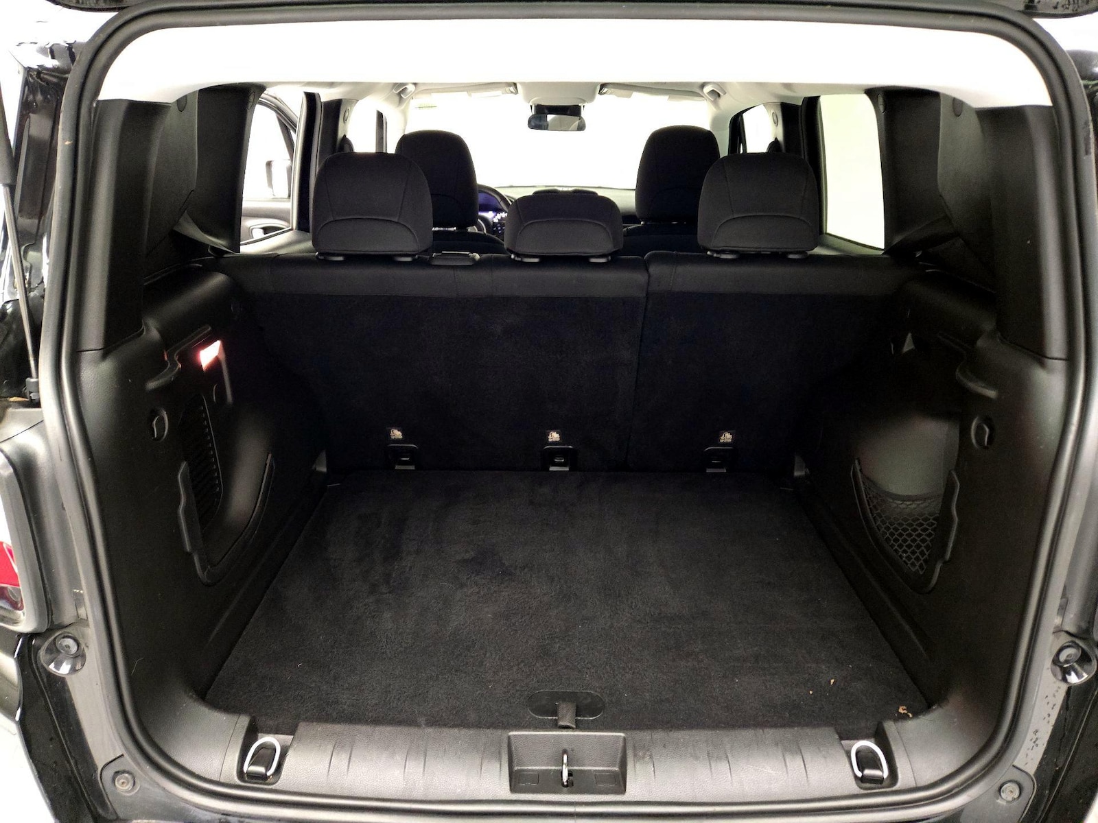 2018 Jeep Renegade Altitude Package - Photo 22