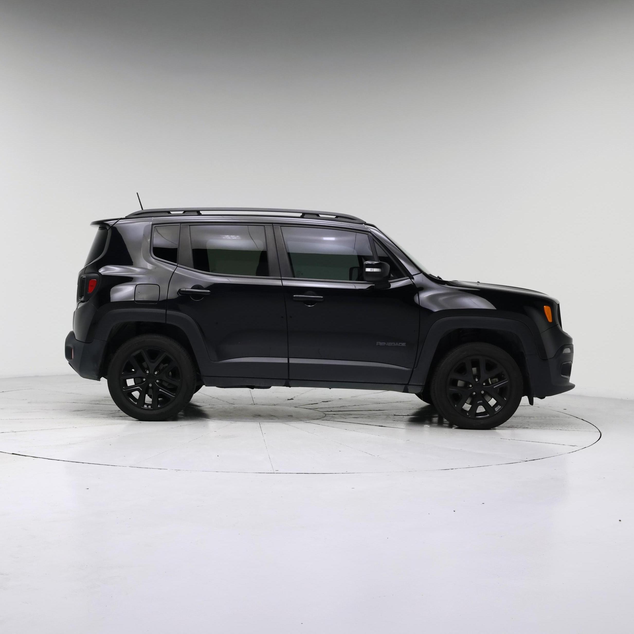 Thumbnail: 2018 Jeep Renegade - 7
