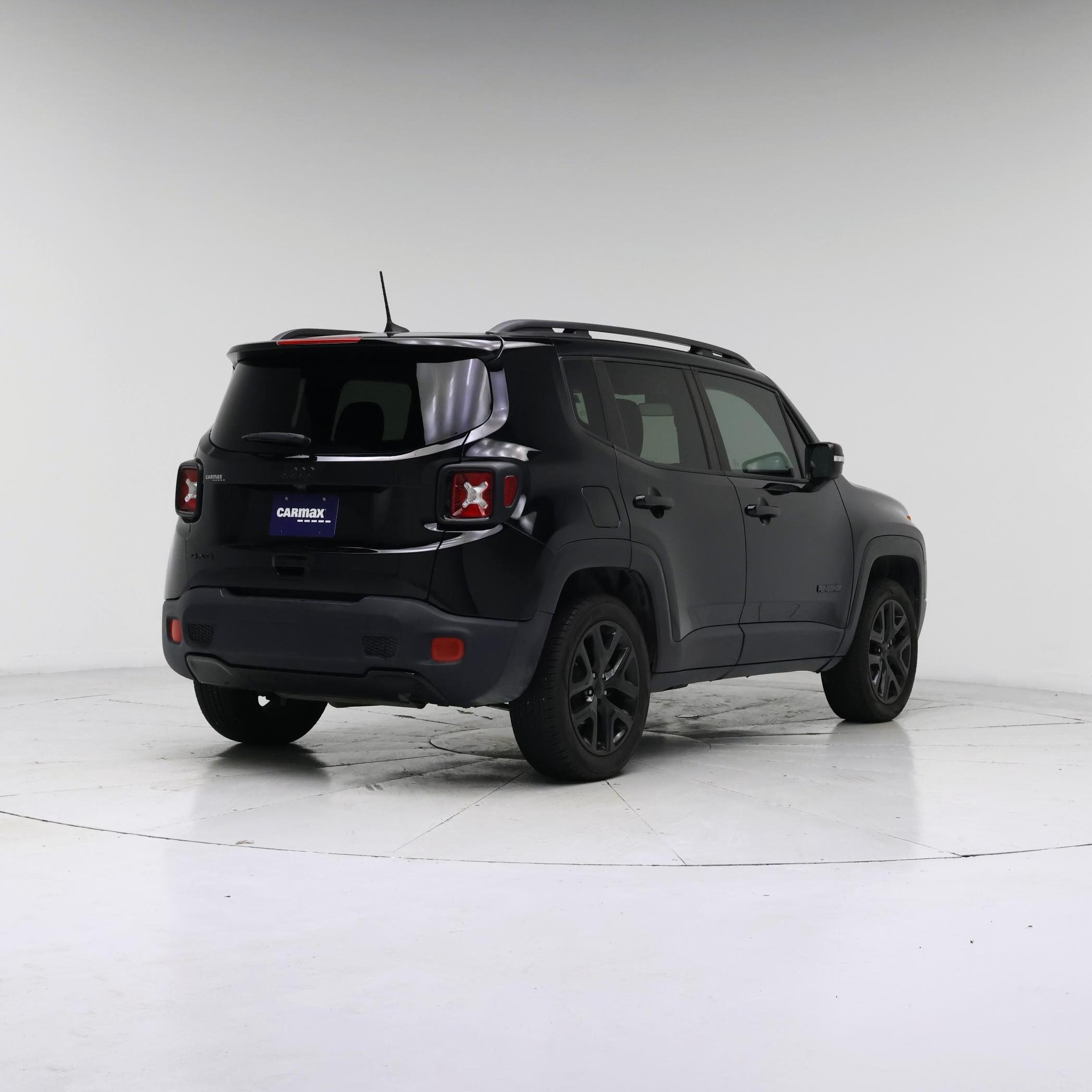 Thumbnail: 2018 Jeep Renegade - 8