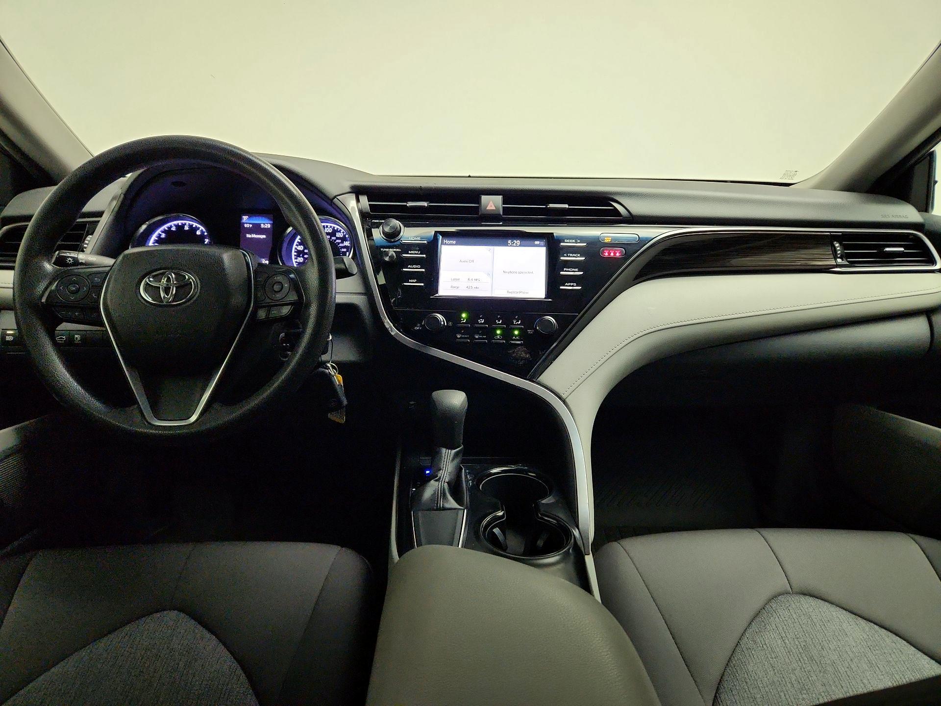 Thumbnail: 2019 Toyota Camry - 9