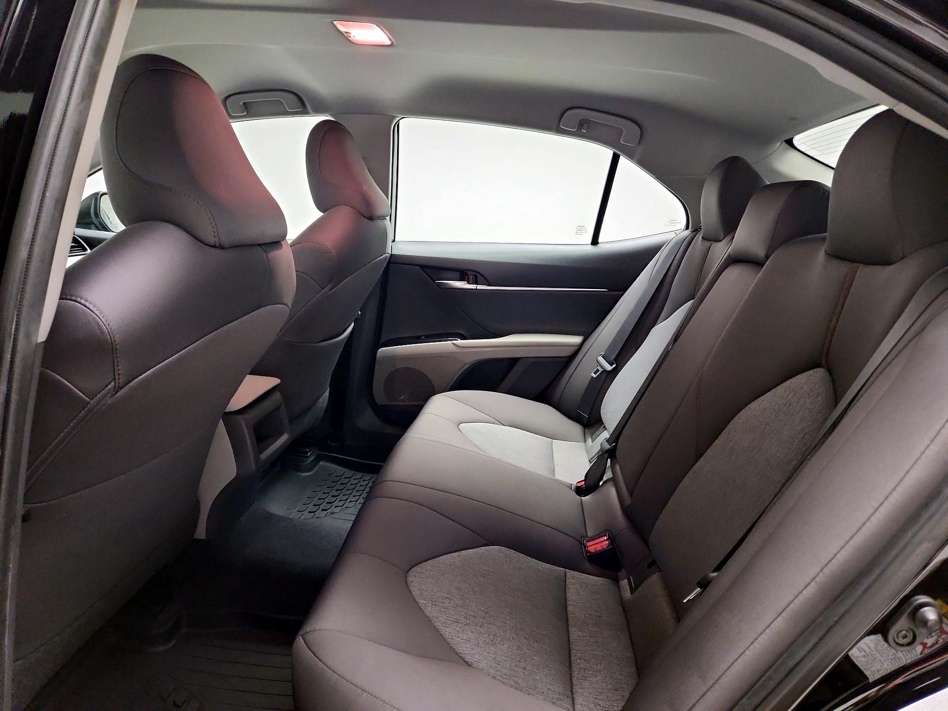 Thumbnail: 2019 Toyota Camry - 19