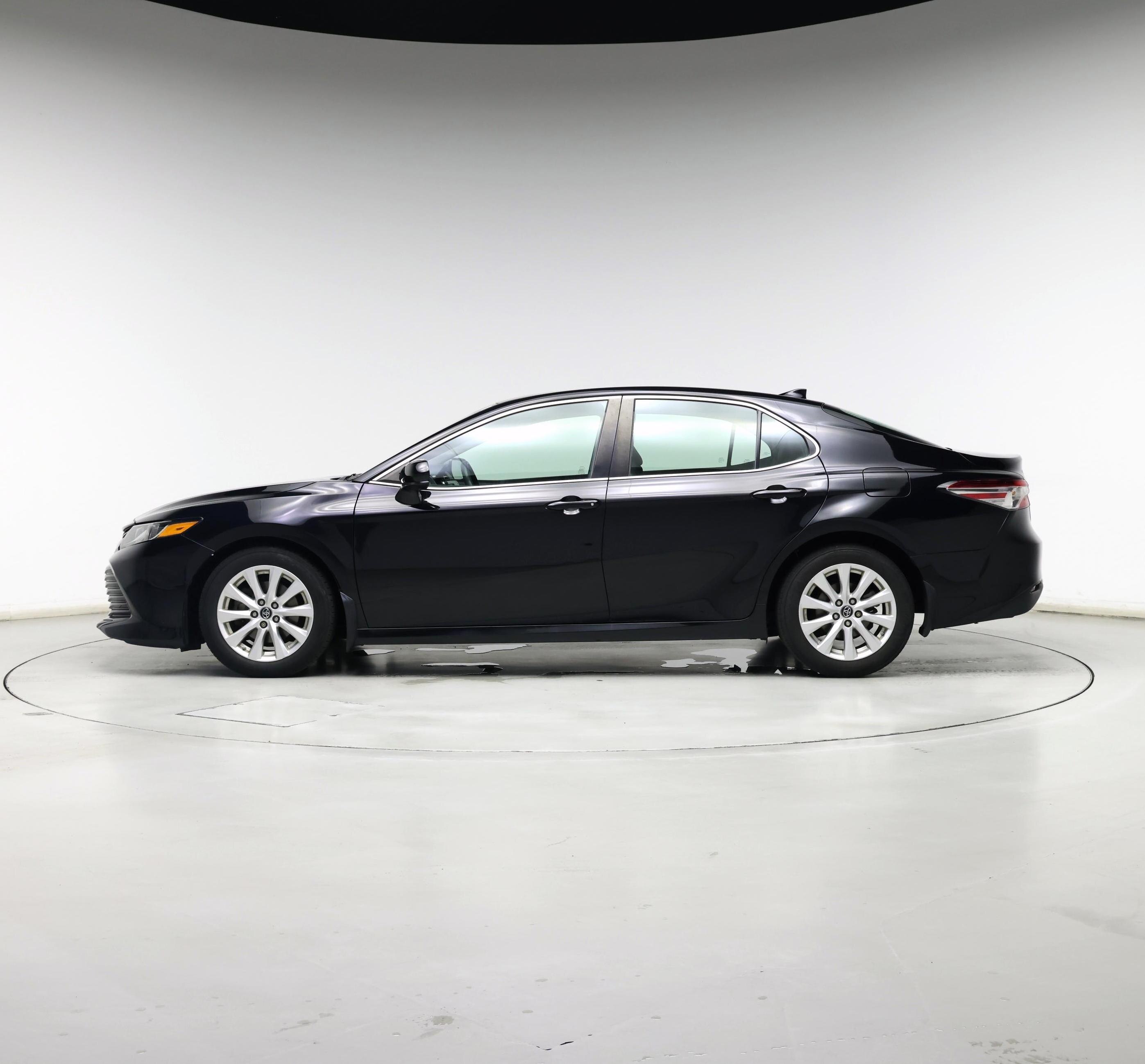 Thumbnail: 2019 Toyota Camry - 3