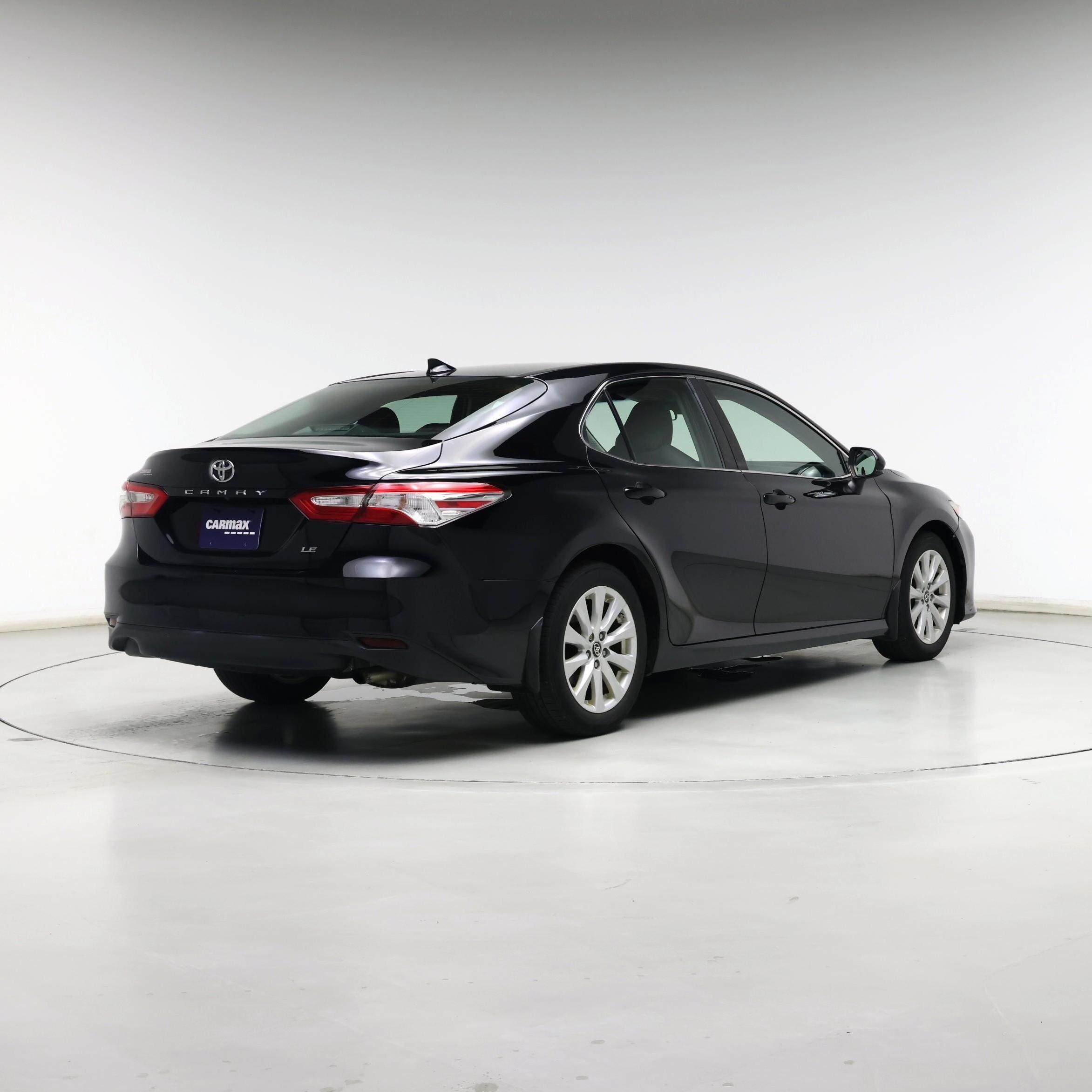 Thumbnail: 2019 Toyota Camry - 8