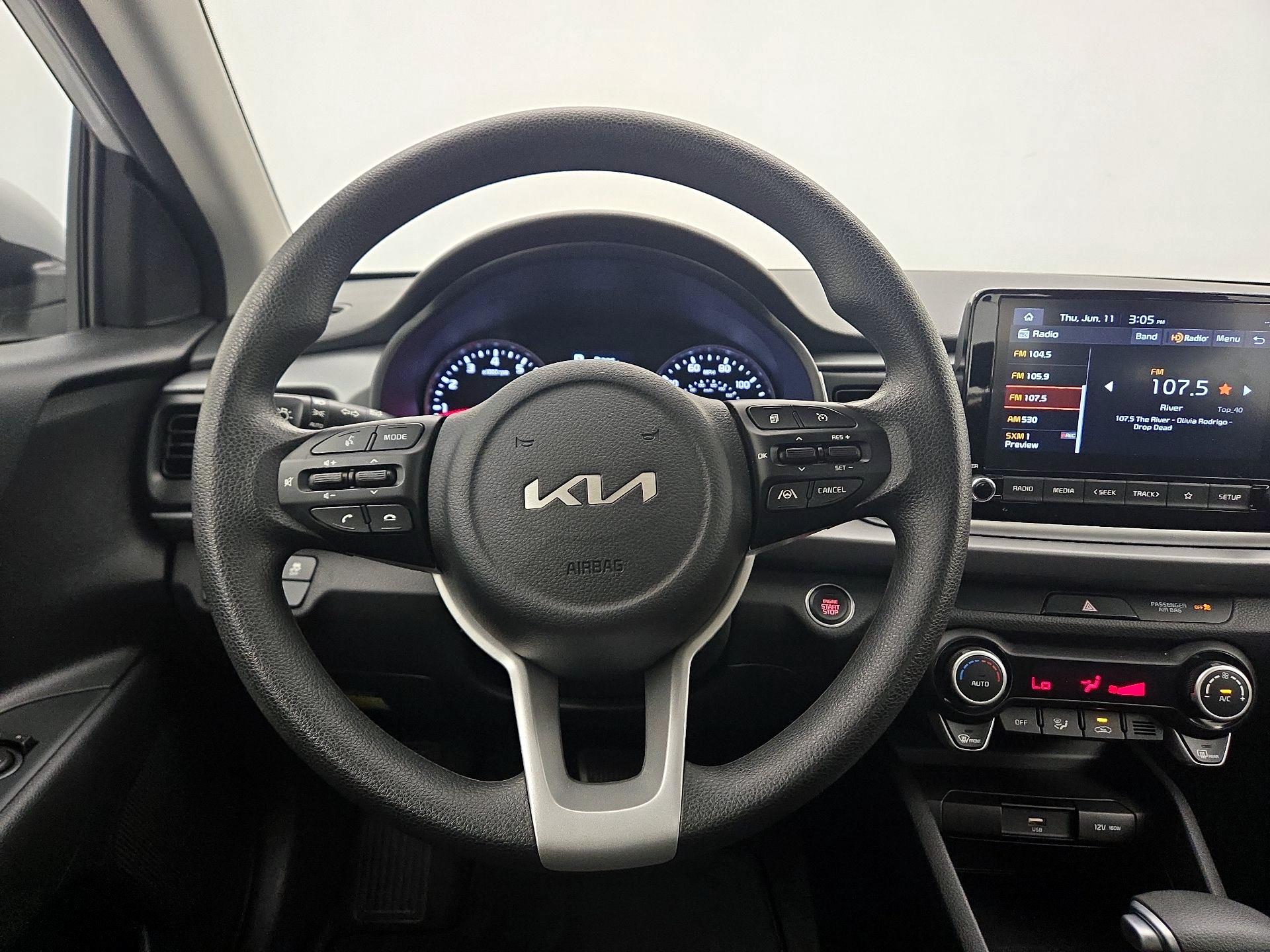 Thumbnail: 2023 Kia Rio - 10