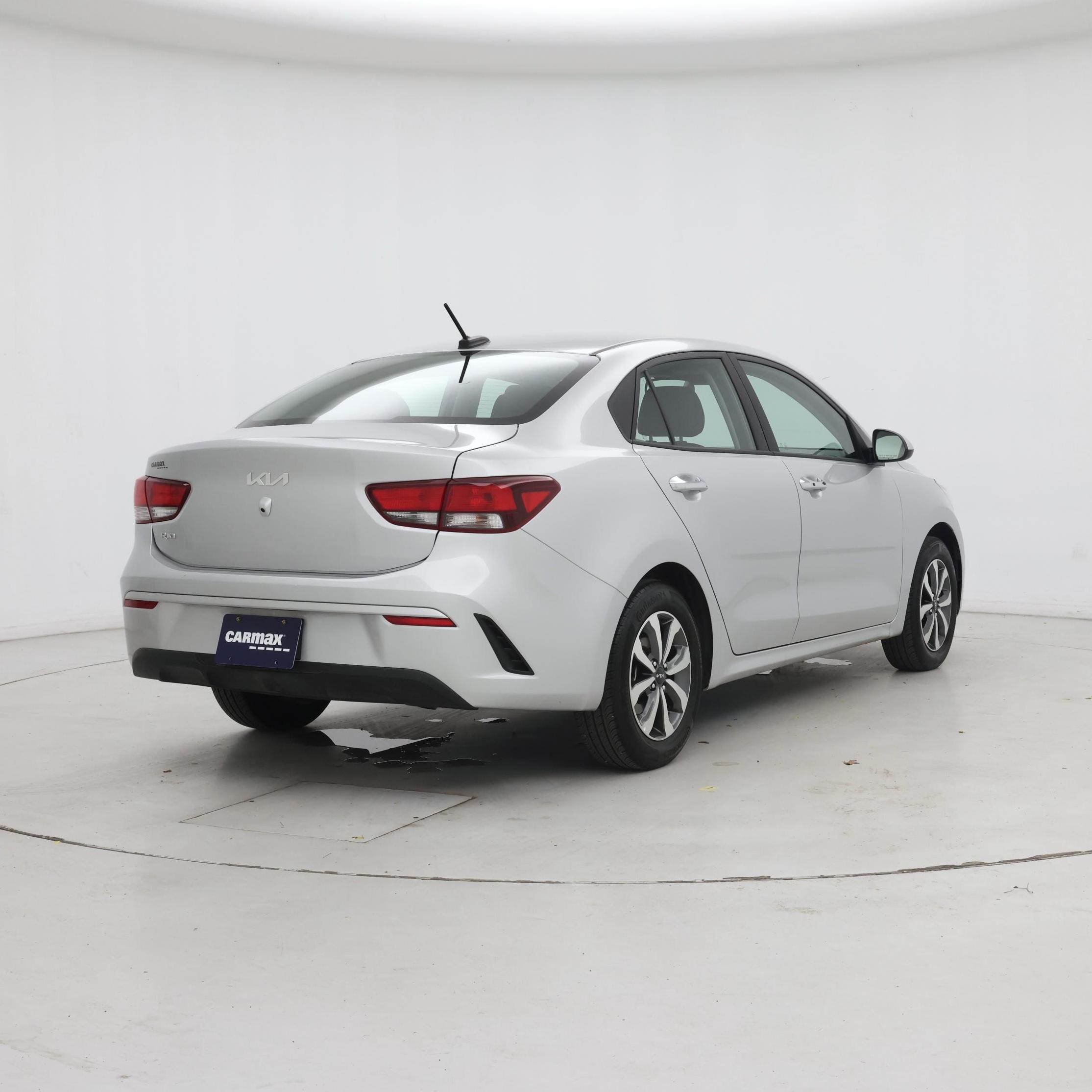 Thumbnail: 2023 Kia Rio - 8