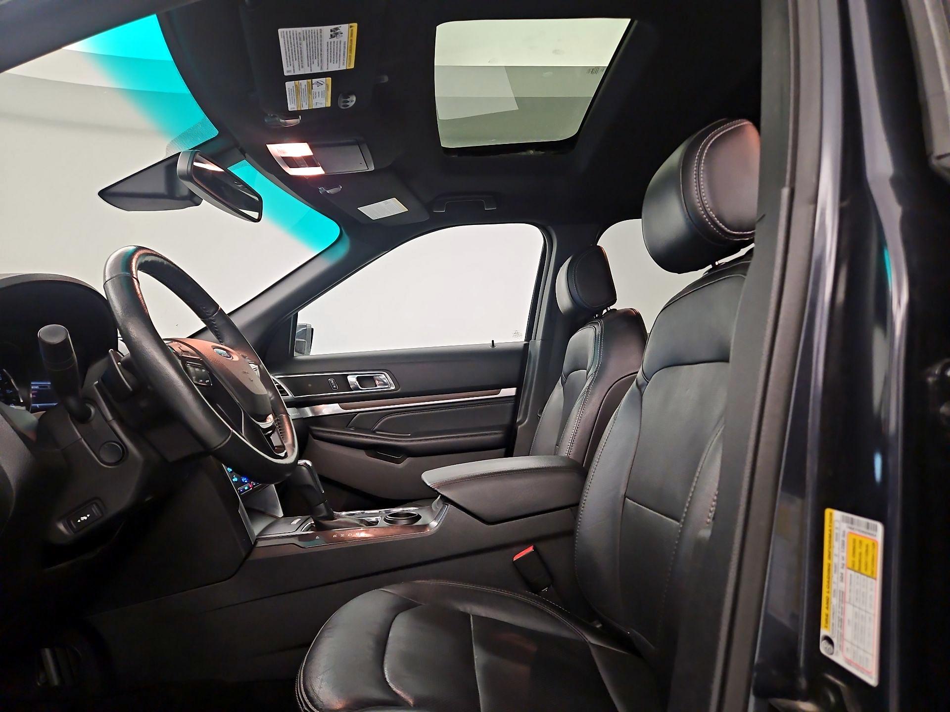 Thumbnail: 2017 Ford Explorer - 18