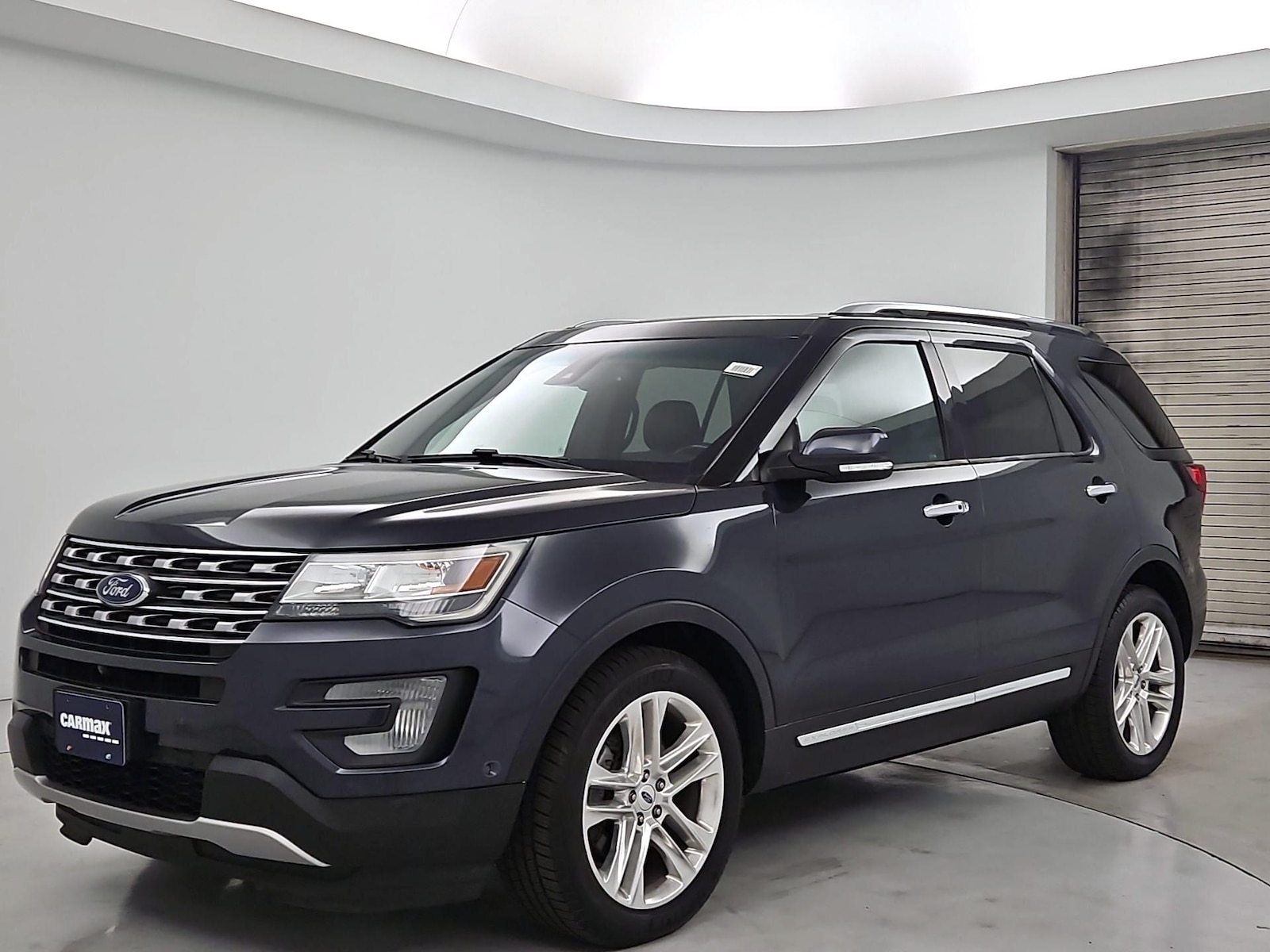 2017 Ford Explorer Limited - Photo 3