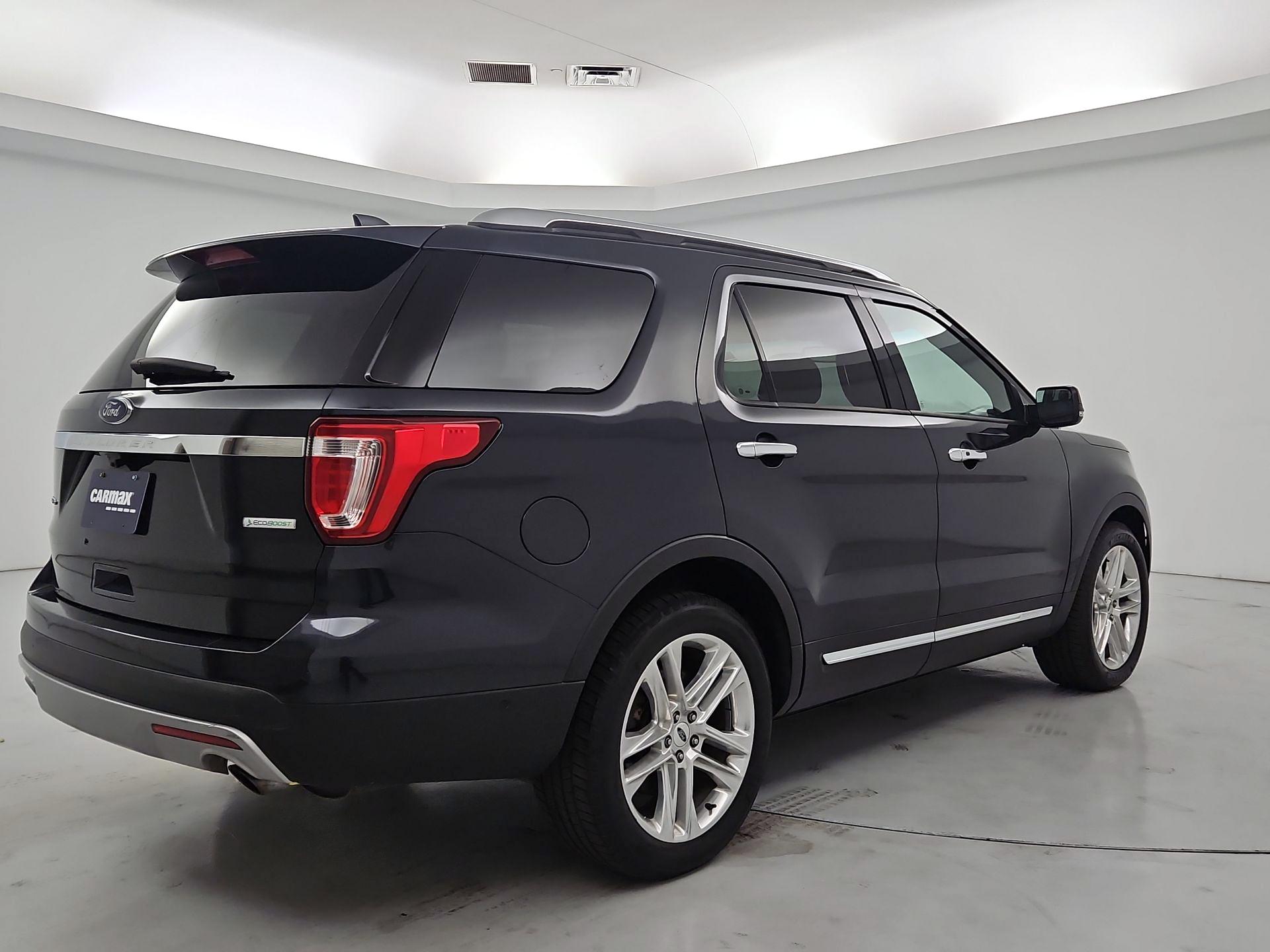 Thumbnail: 2017 Ford Explorer - 5