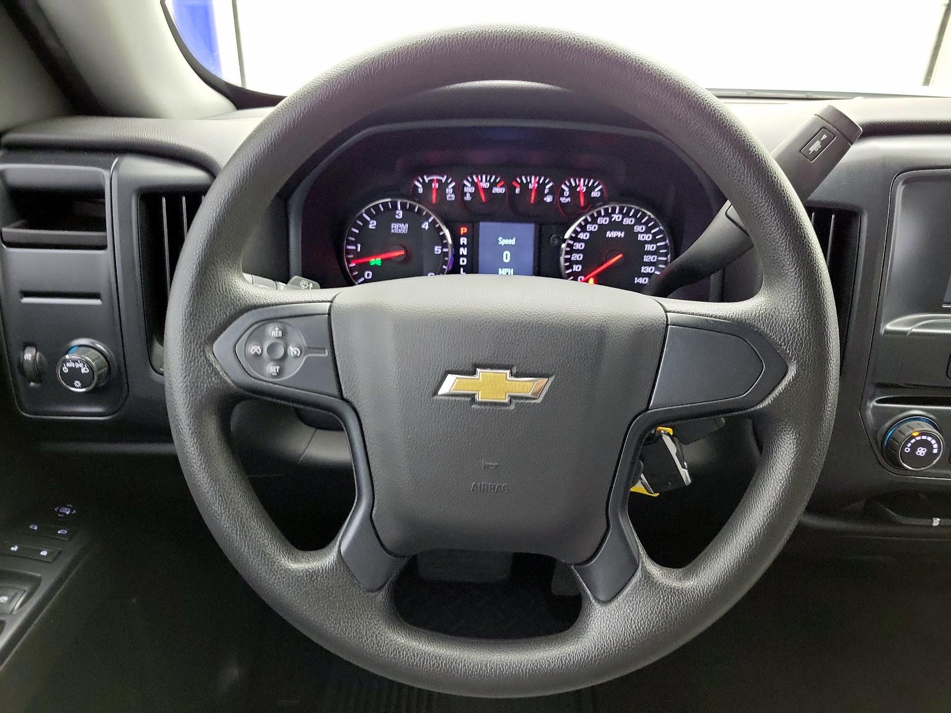 Thumbnail: 2018 Chevrolet Silverado 1500 - 10