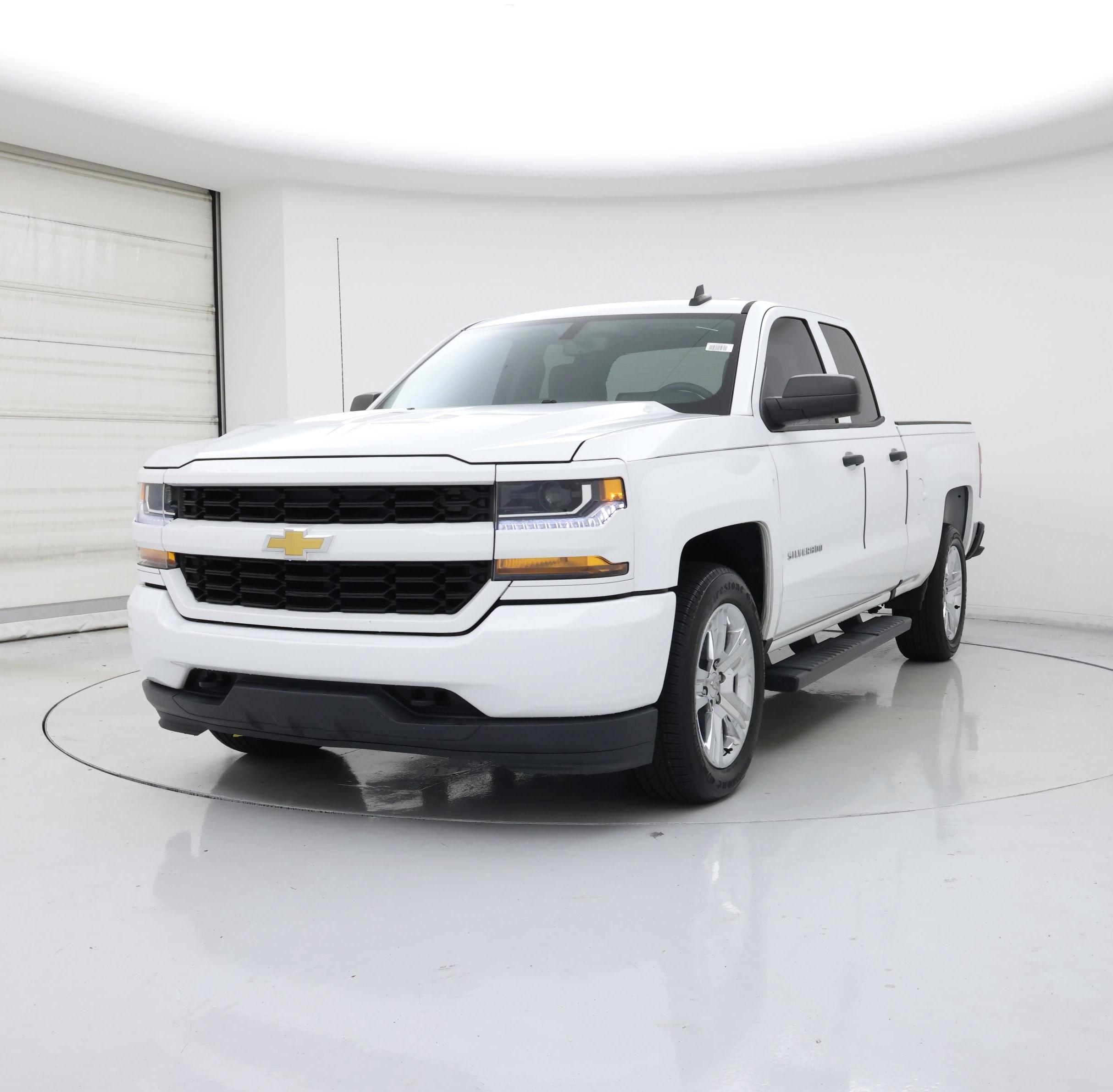 Thumbnail: 2018 Chevrolet Silverado 1500 - 4