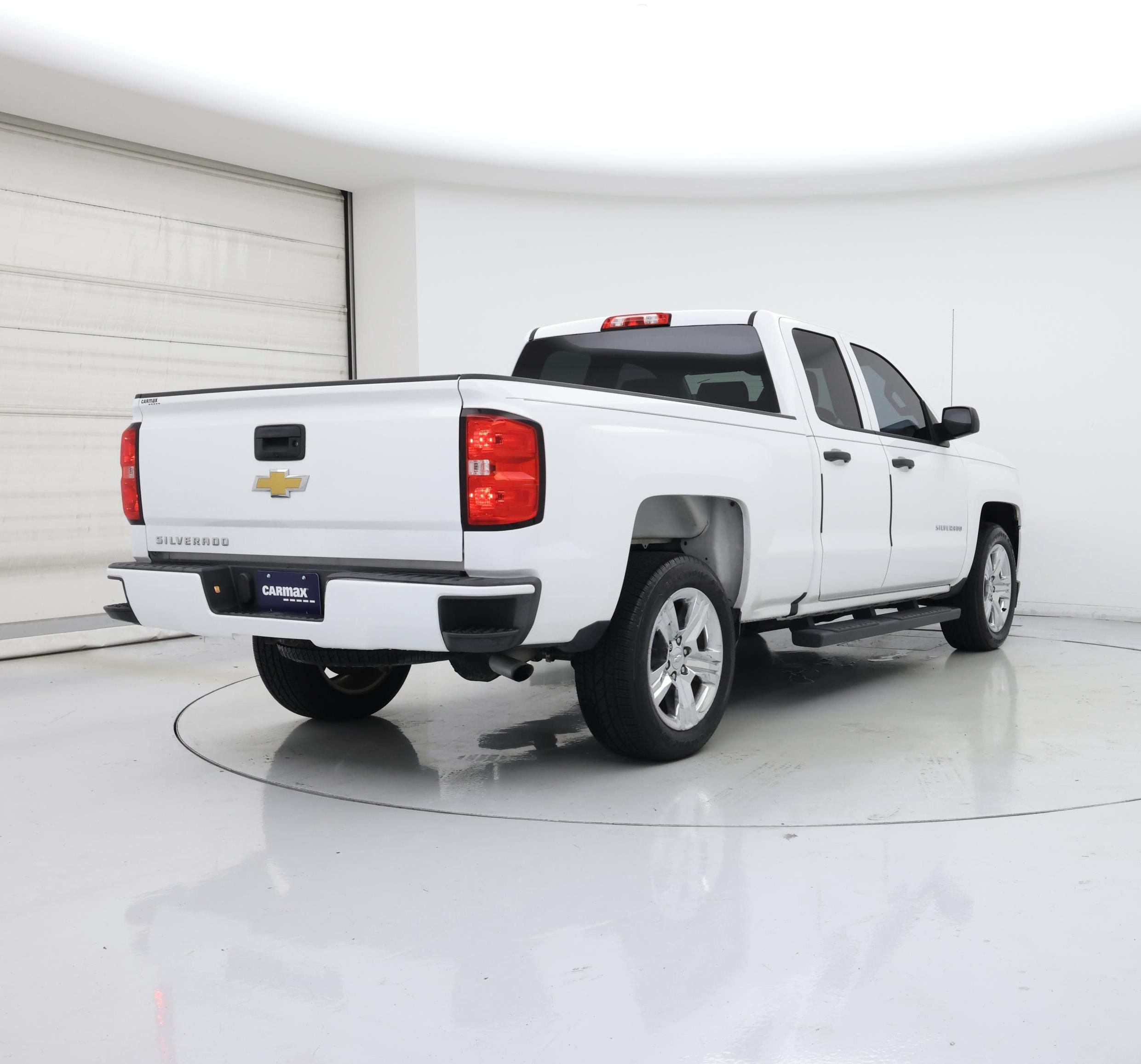 Thumbnail: 2018 Chevrolet Silverado 1500 - 8