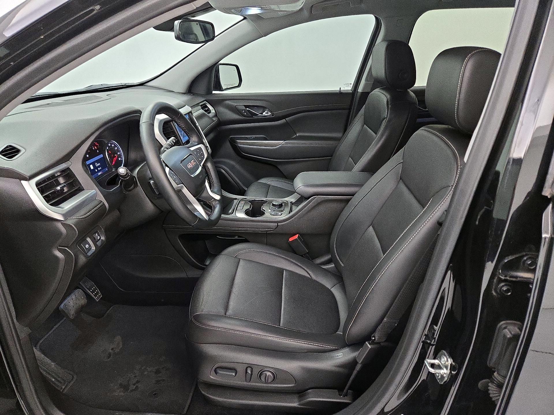 Thumbnail: 2023 GMC Acadia - 11