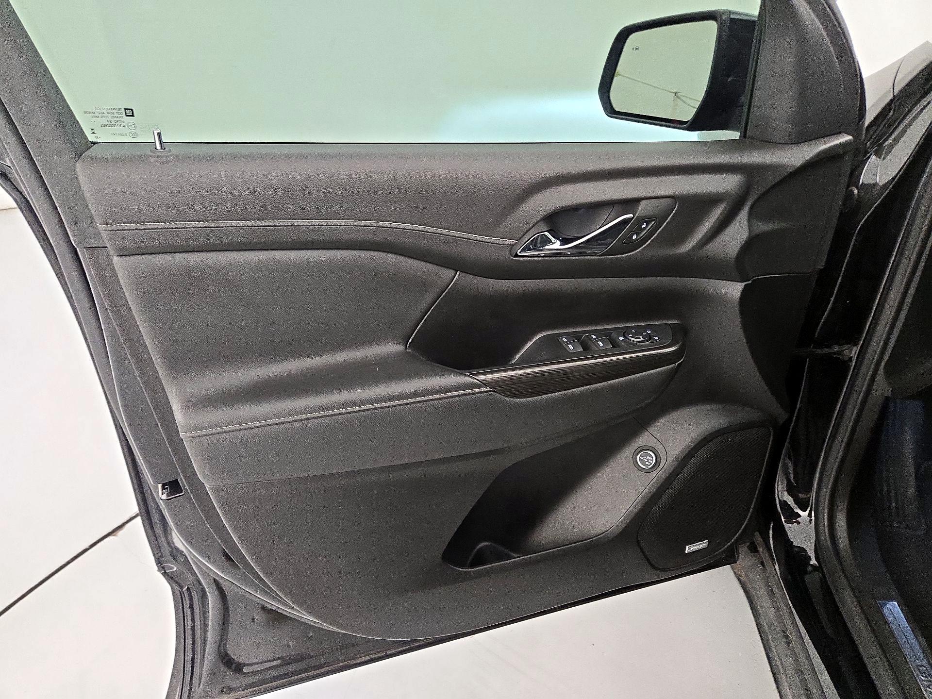 Thumbnail: 2023 GMC Acadia - 12