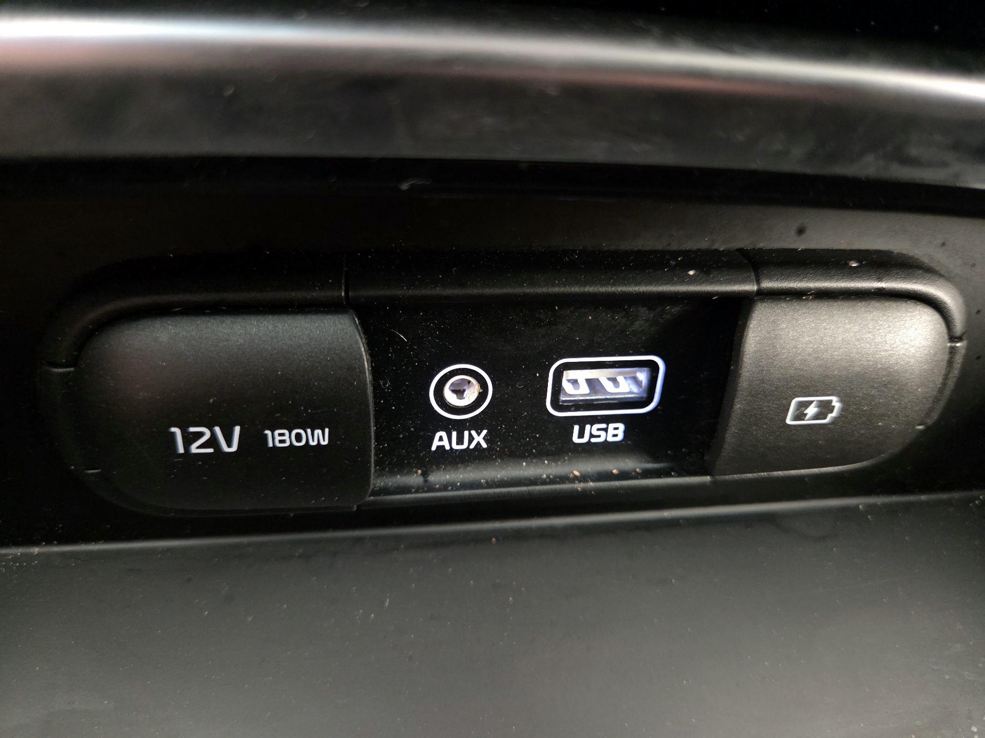 Thumbnail: 2019 Kia Stinger - 18