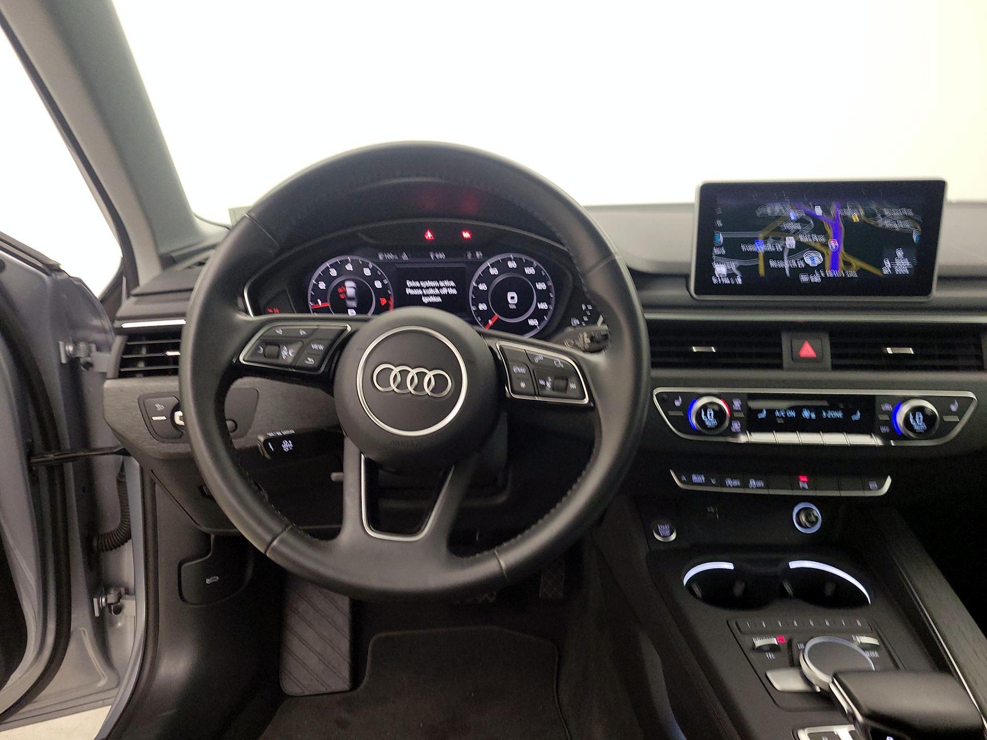 Thumbnail: 2019 Audi A4 - 10