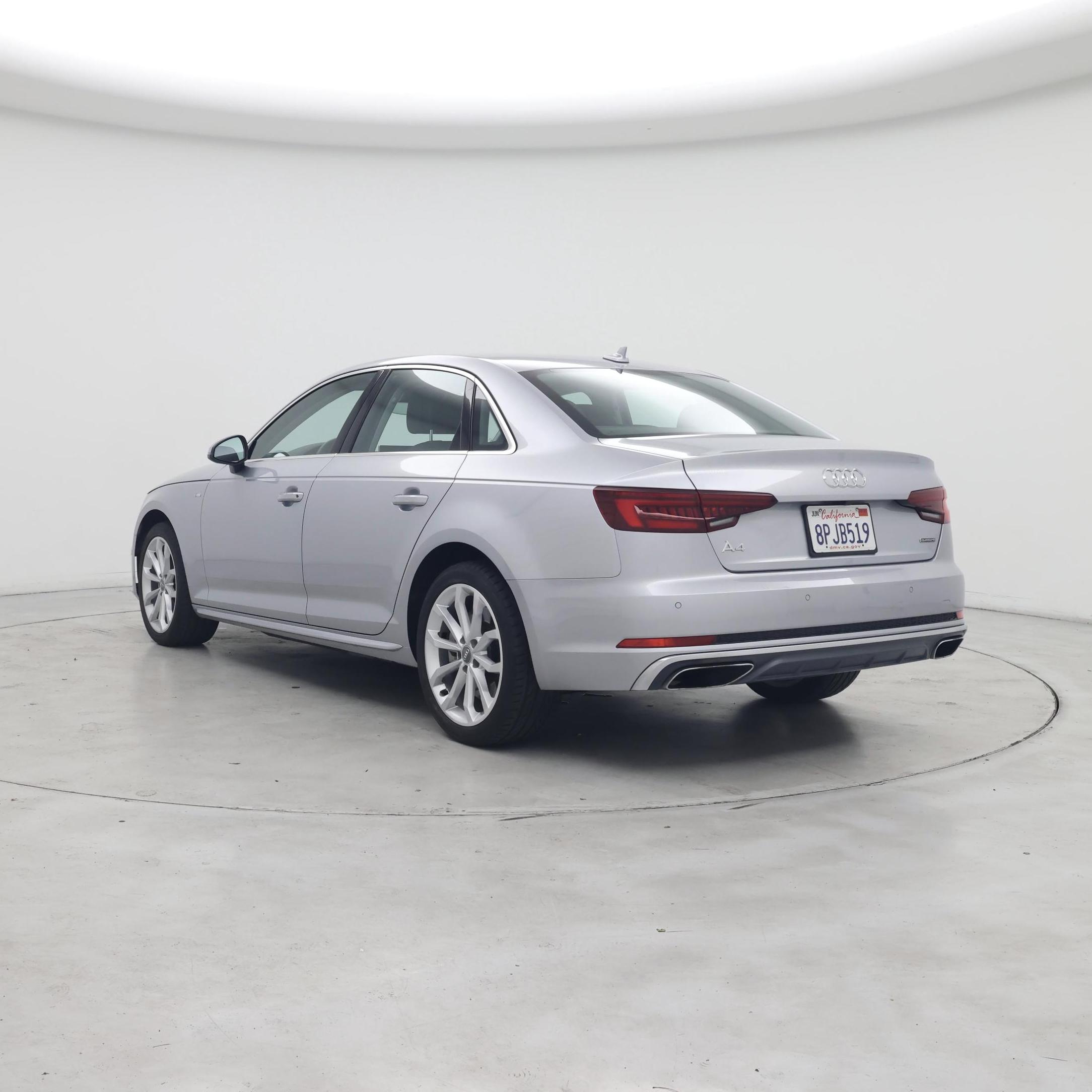 Thumbnail: 2019 Audi A4 - 2
