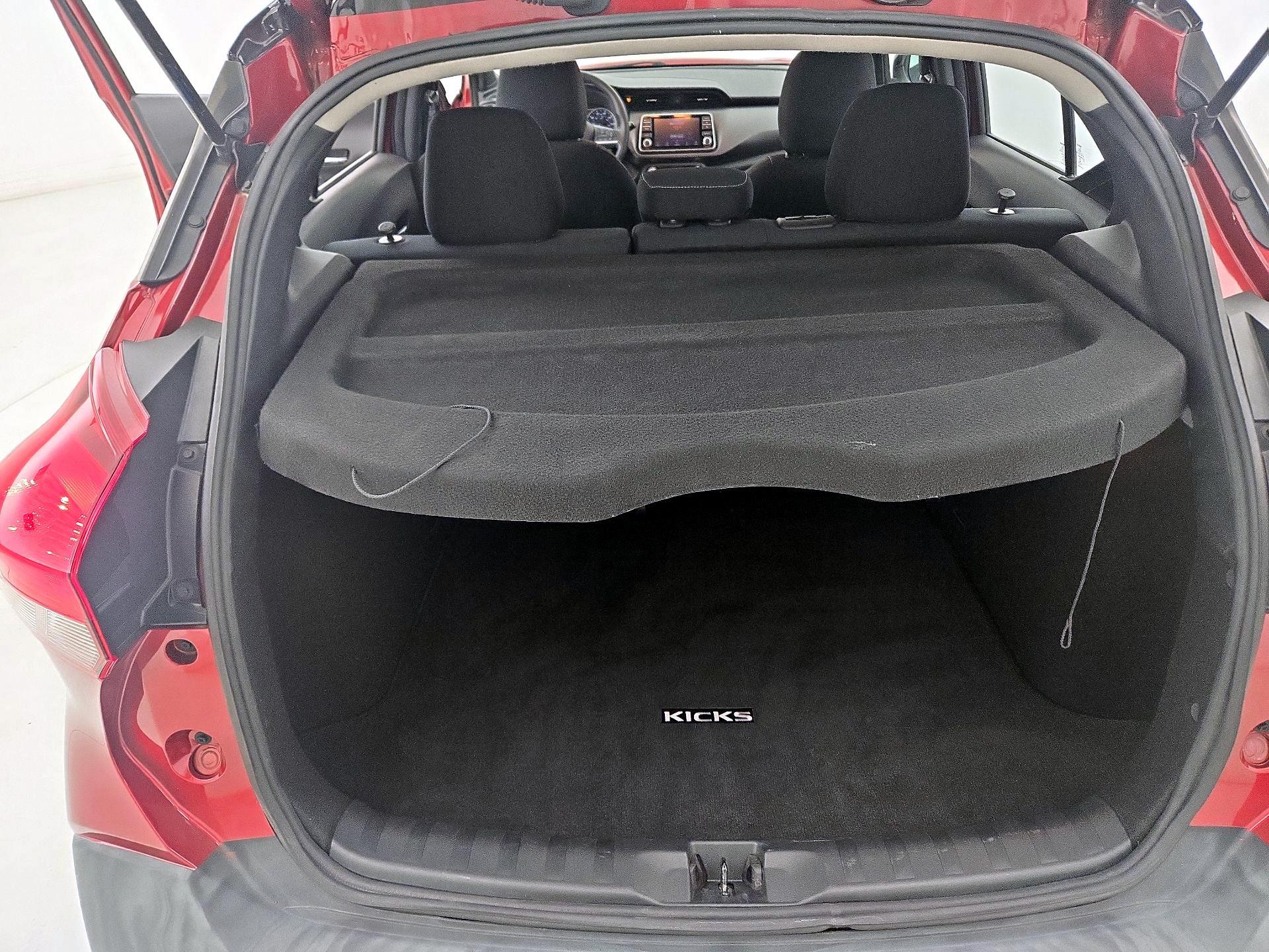 Thumbnail: 2018 Nissan Kicks - 20