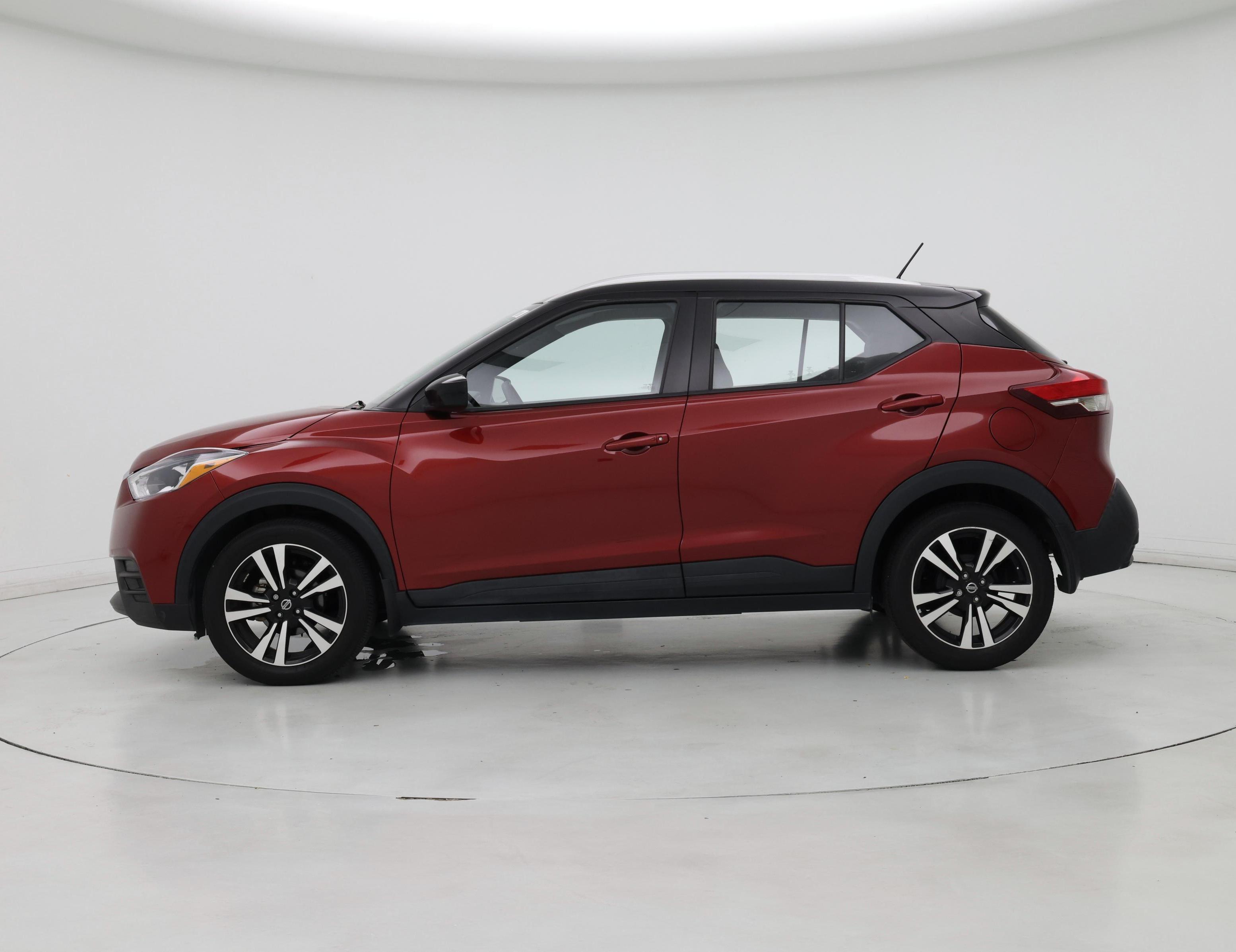 Thumbnail: 2018 Nissan Kicks - 3
