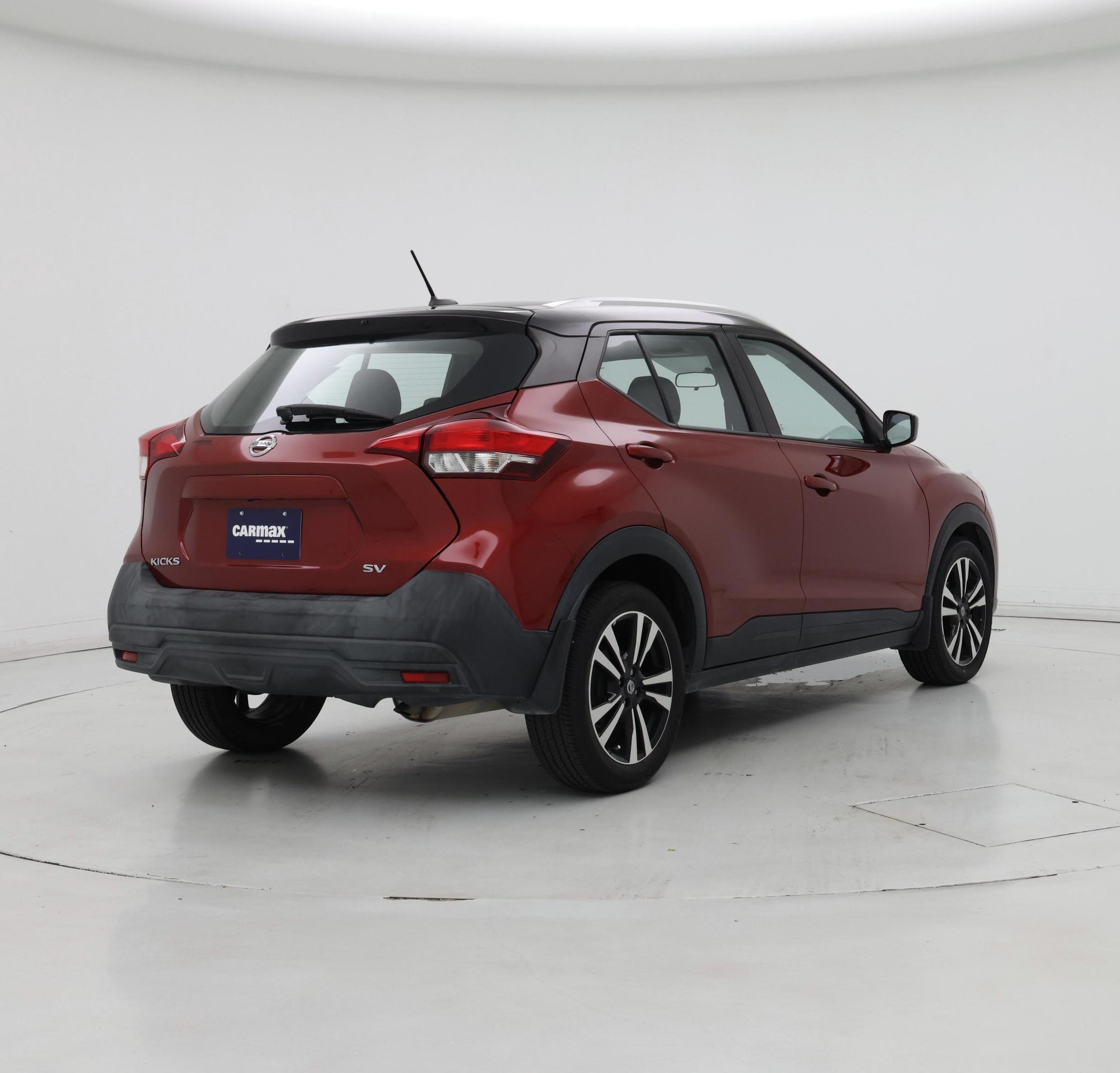 Thumbnail: 2018 Nissan Kicks - 8
