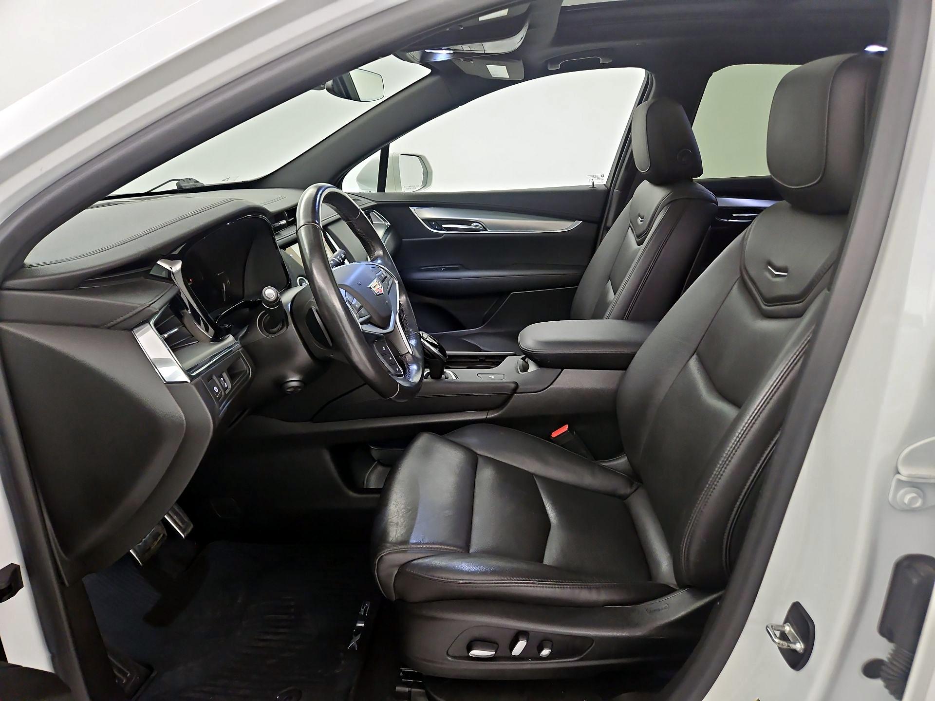 Thumbnail: 2019 Cadillac XT5 - 9