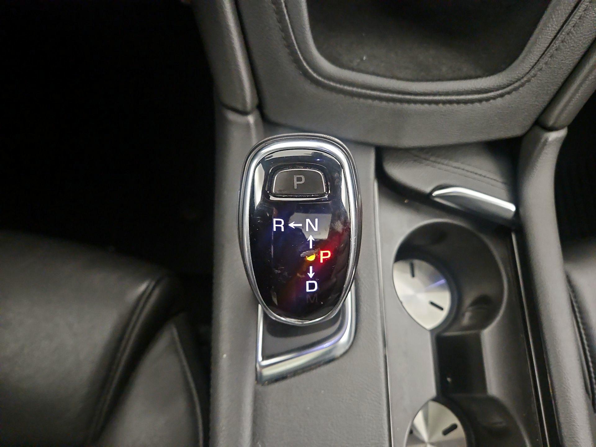 Thumbnail: 2019 Cadillac XT5 - 15