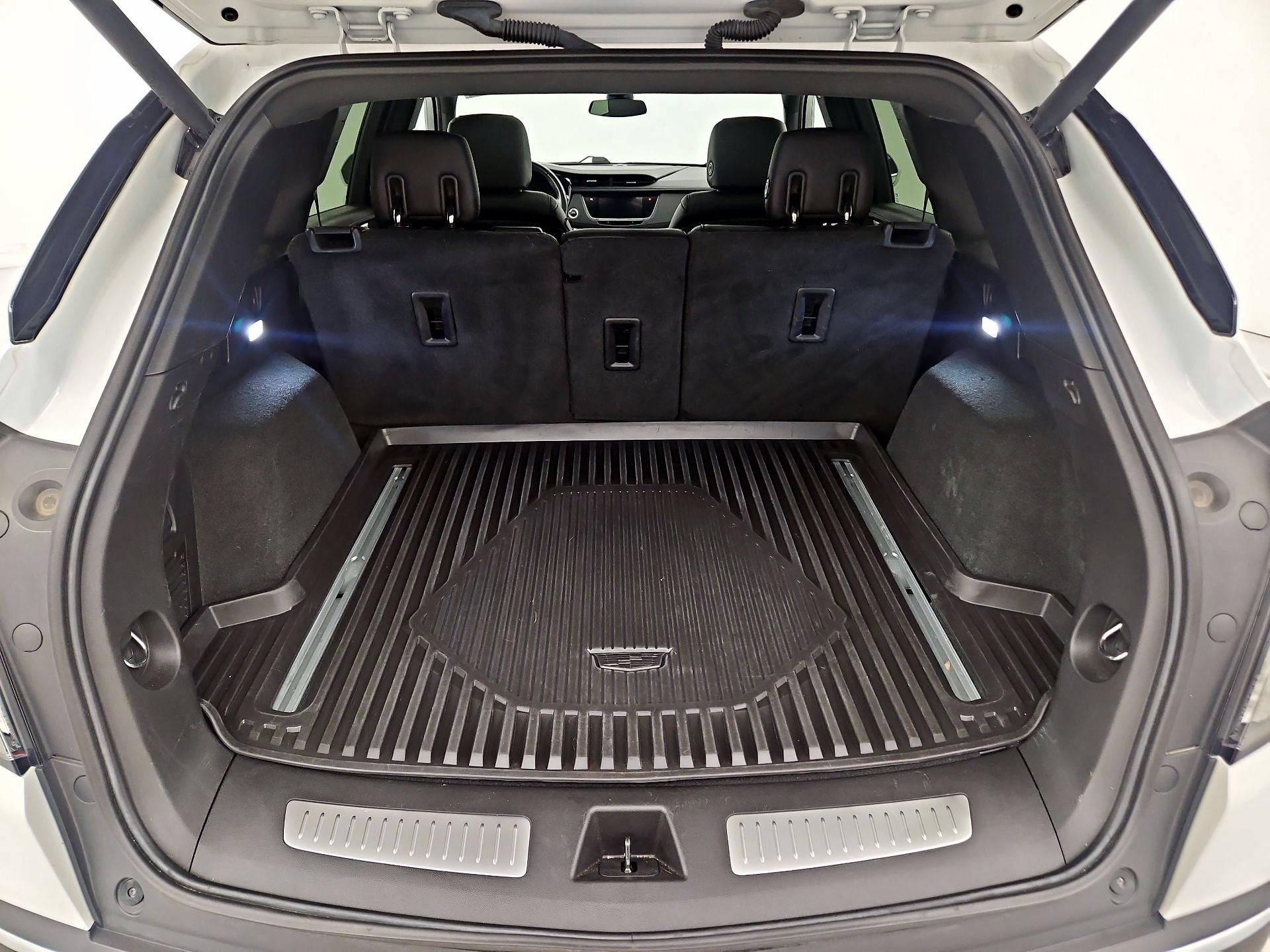Thumbnail: 2019 Cadillac XT5 - 19