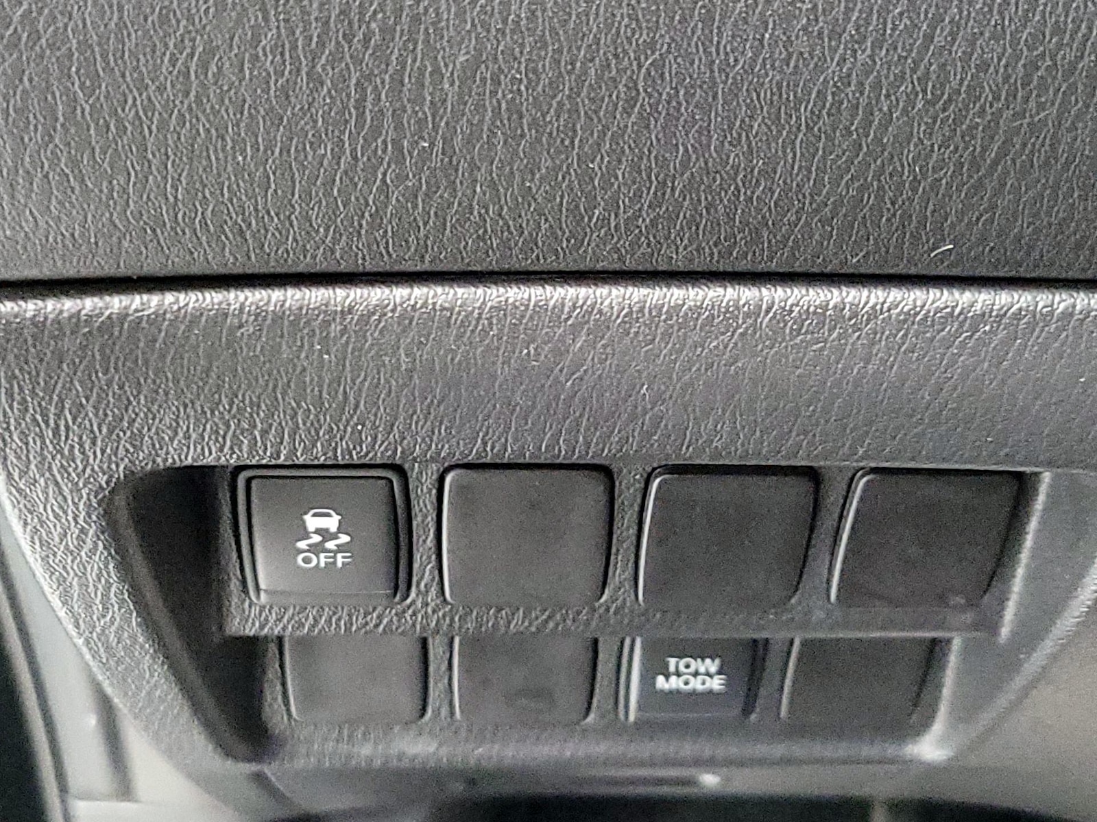 2014 Nissan Pathfinder SV - Photo 14