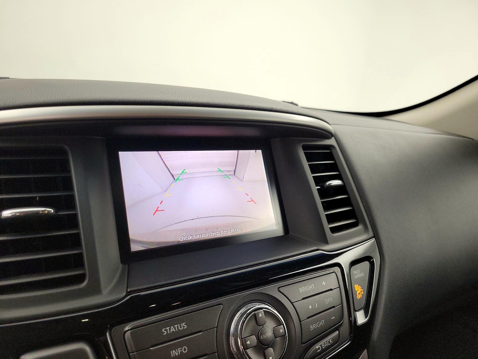 2014 Nissan Pathfinder SV - Photo 15