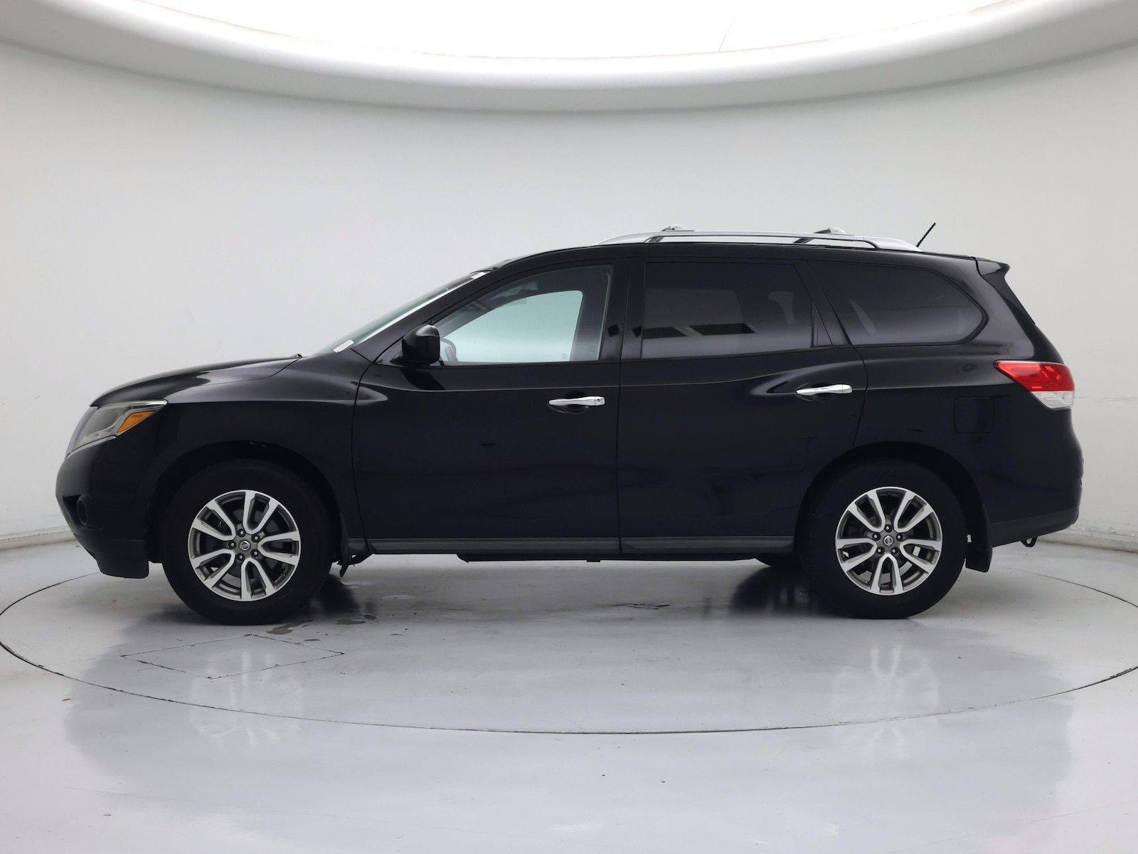 2014 Nissan Pathfinder SV - Photo 4
