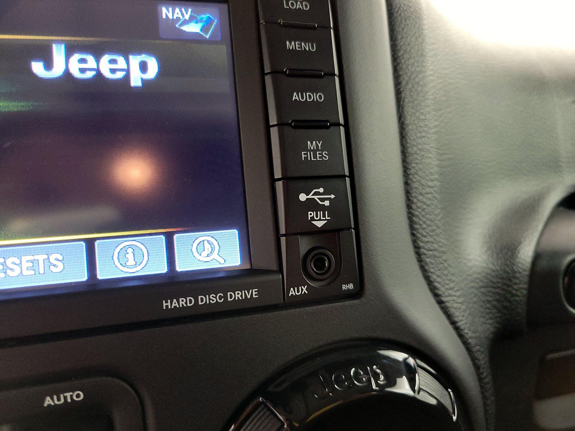 Thumbnail: 2017 Jeep Wrangler - 16
