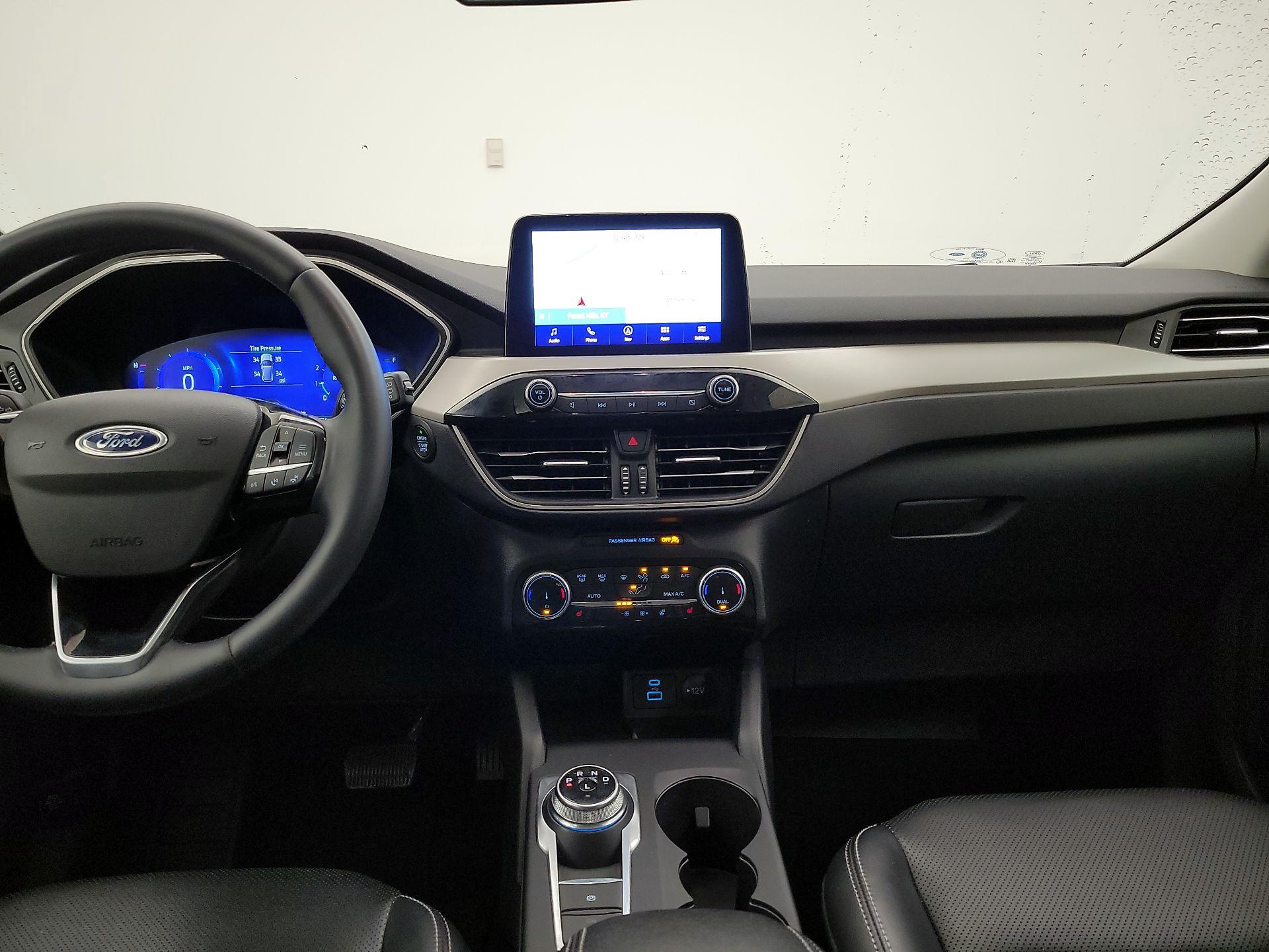 Thumbnail: 2022 Ford Escape - 9