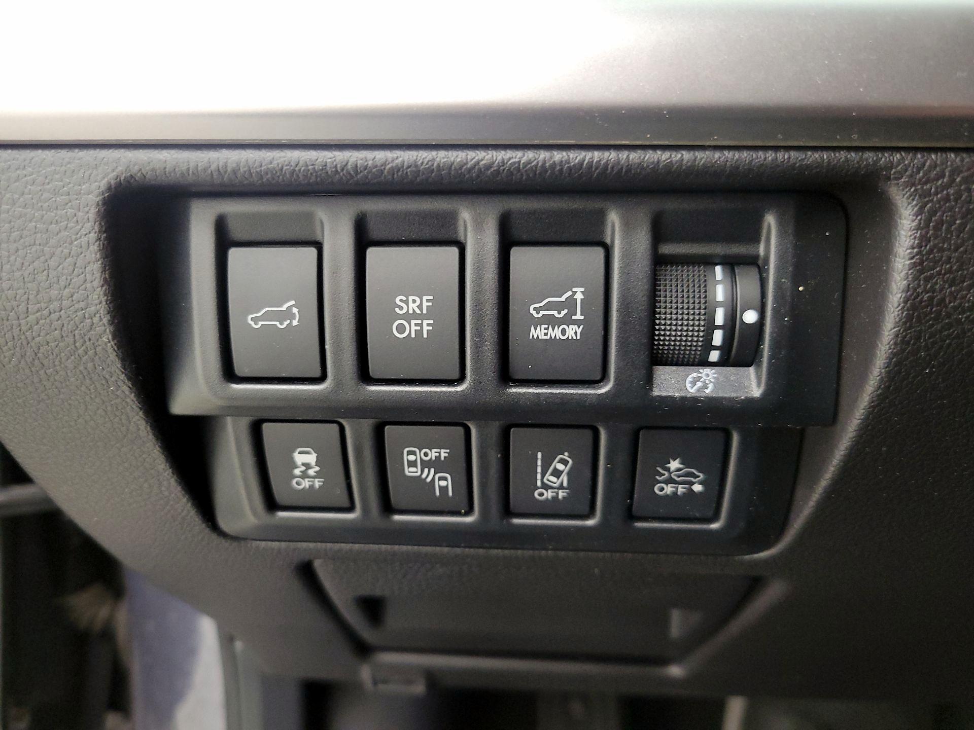 Thumbnail: 2016 Subaru Outback - 13