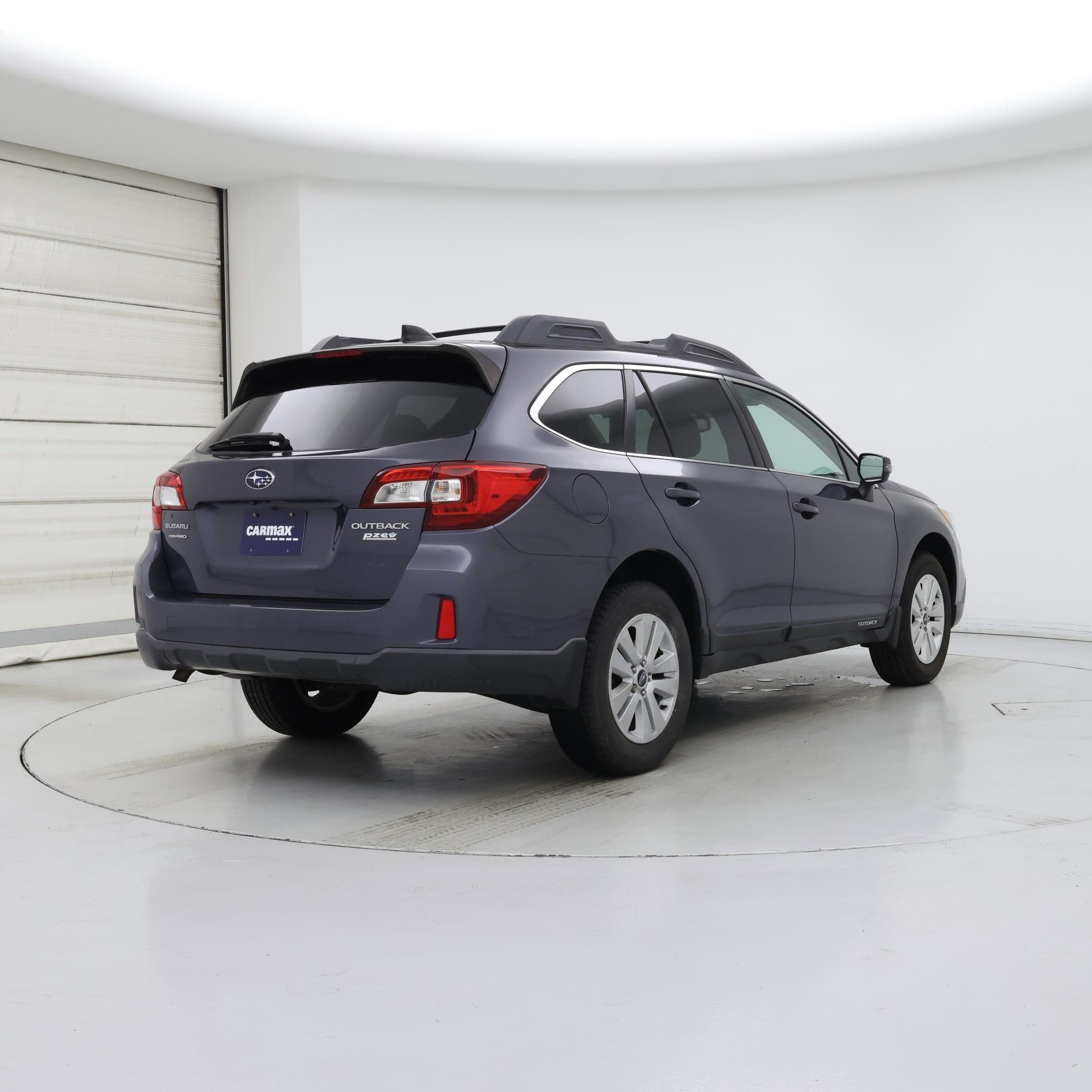 Thumbnail: 2016 Subaru Outback - 8