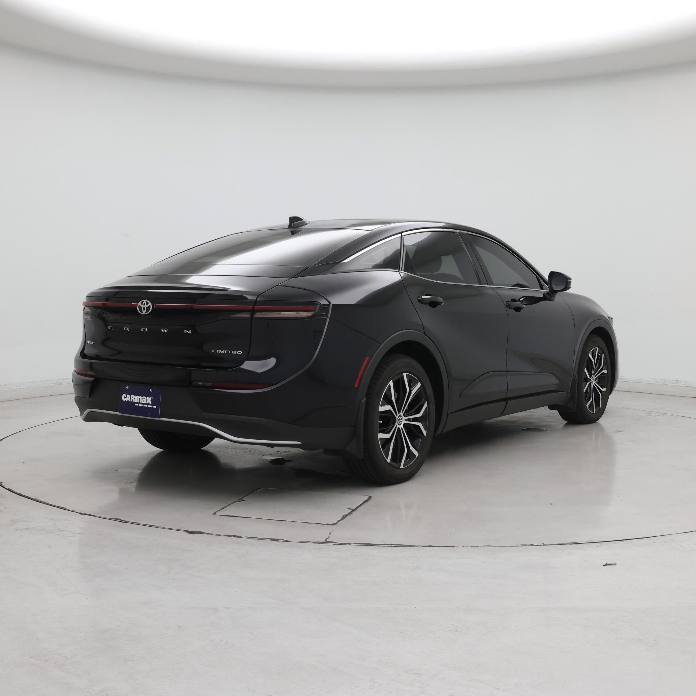 Thumbnail: 2023 Toyota Crown - 8