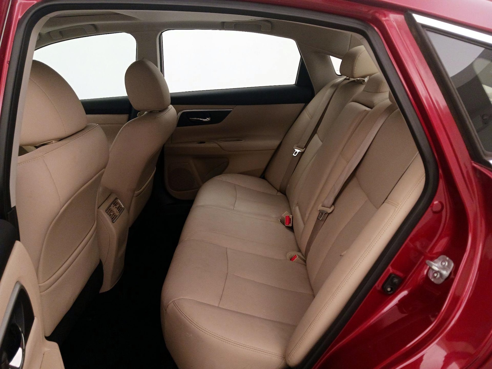 2016 Nissan Altima SL - Photo 22