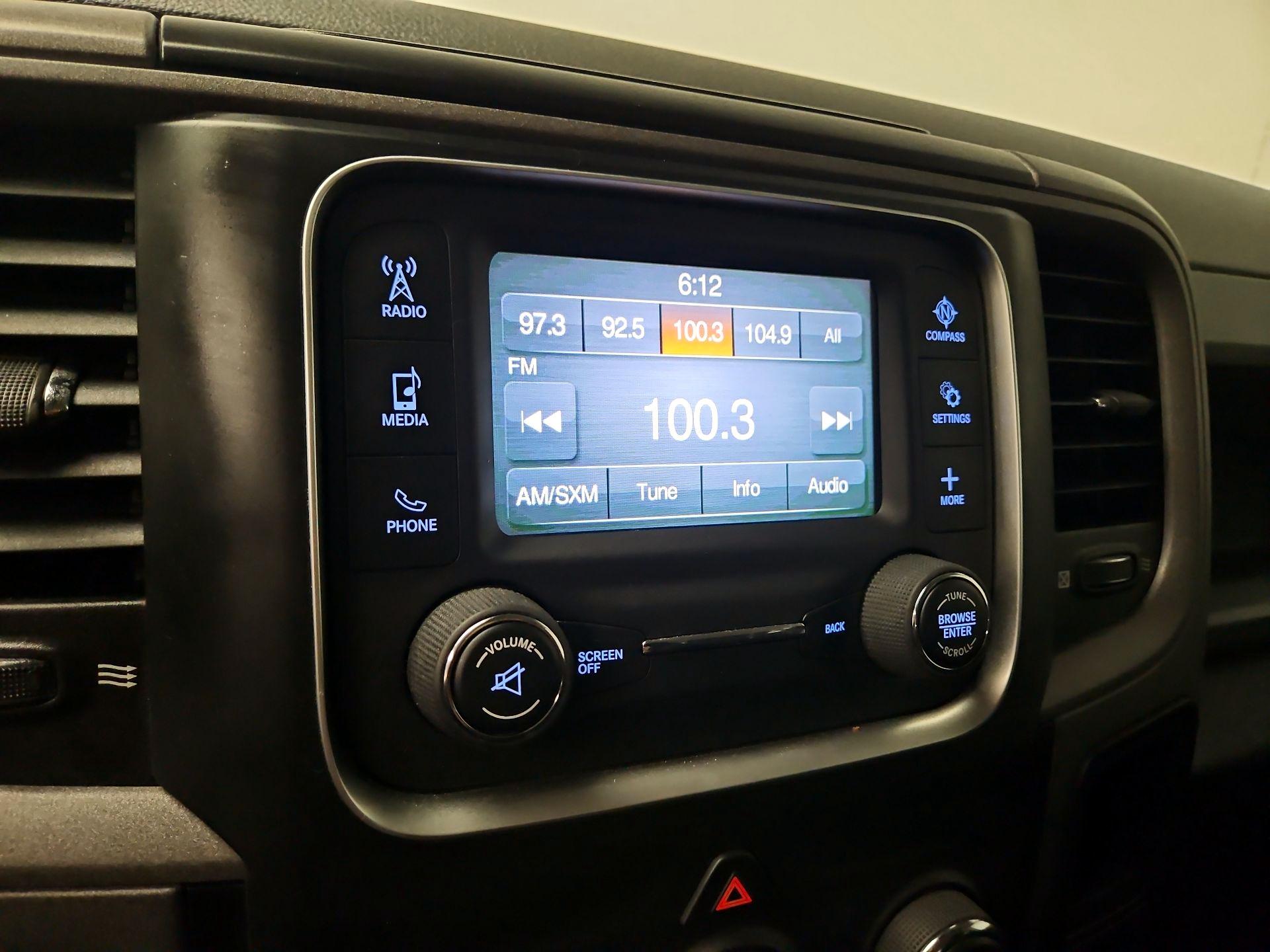 Thumbnail: 2019 RAM 1500 Classic - 15