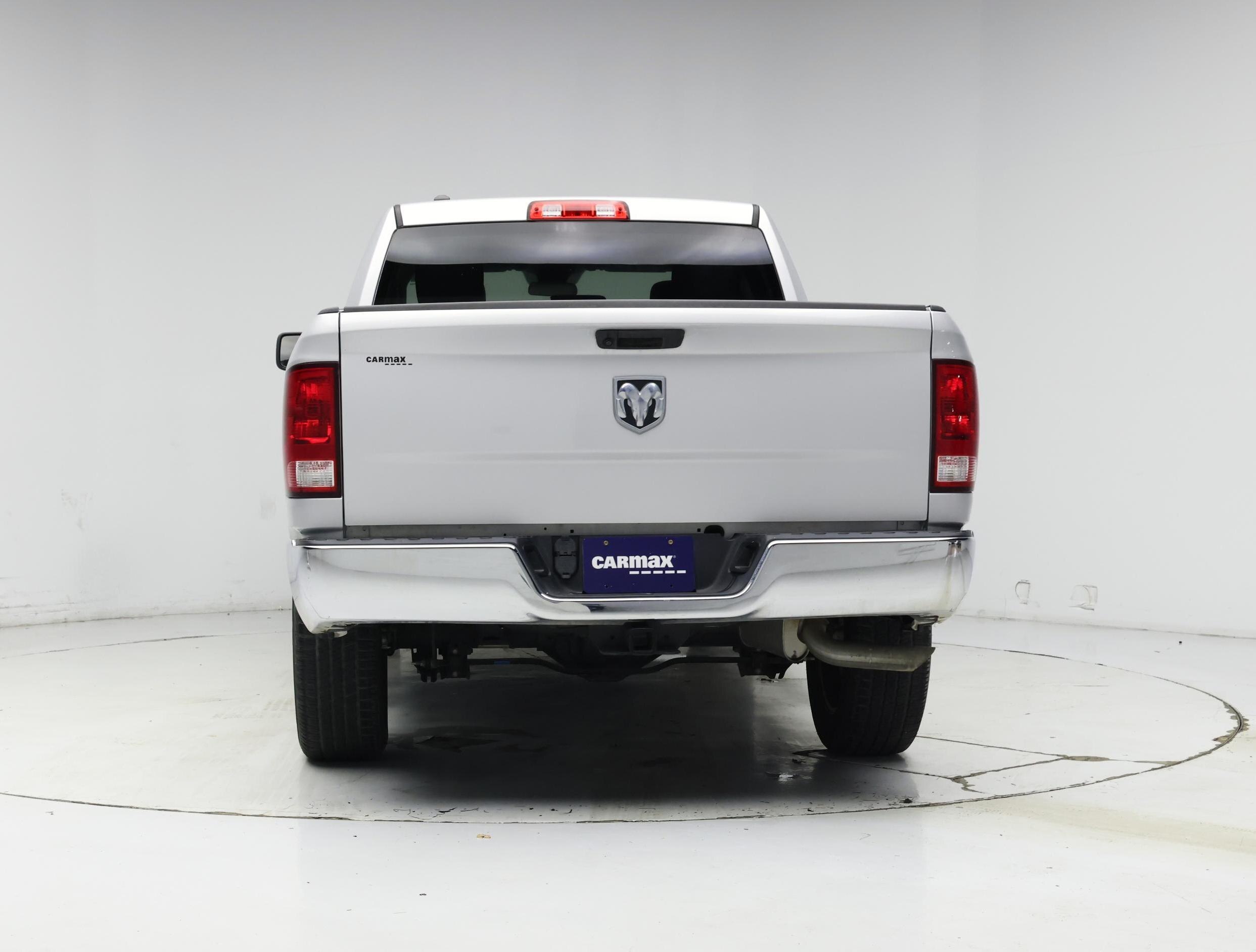 Thumbnail: 2019 RAM 1500 Classic - 6