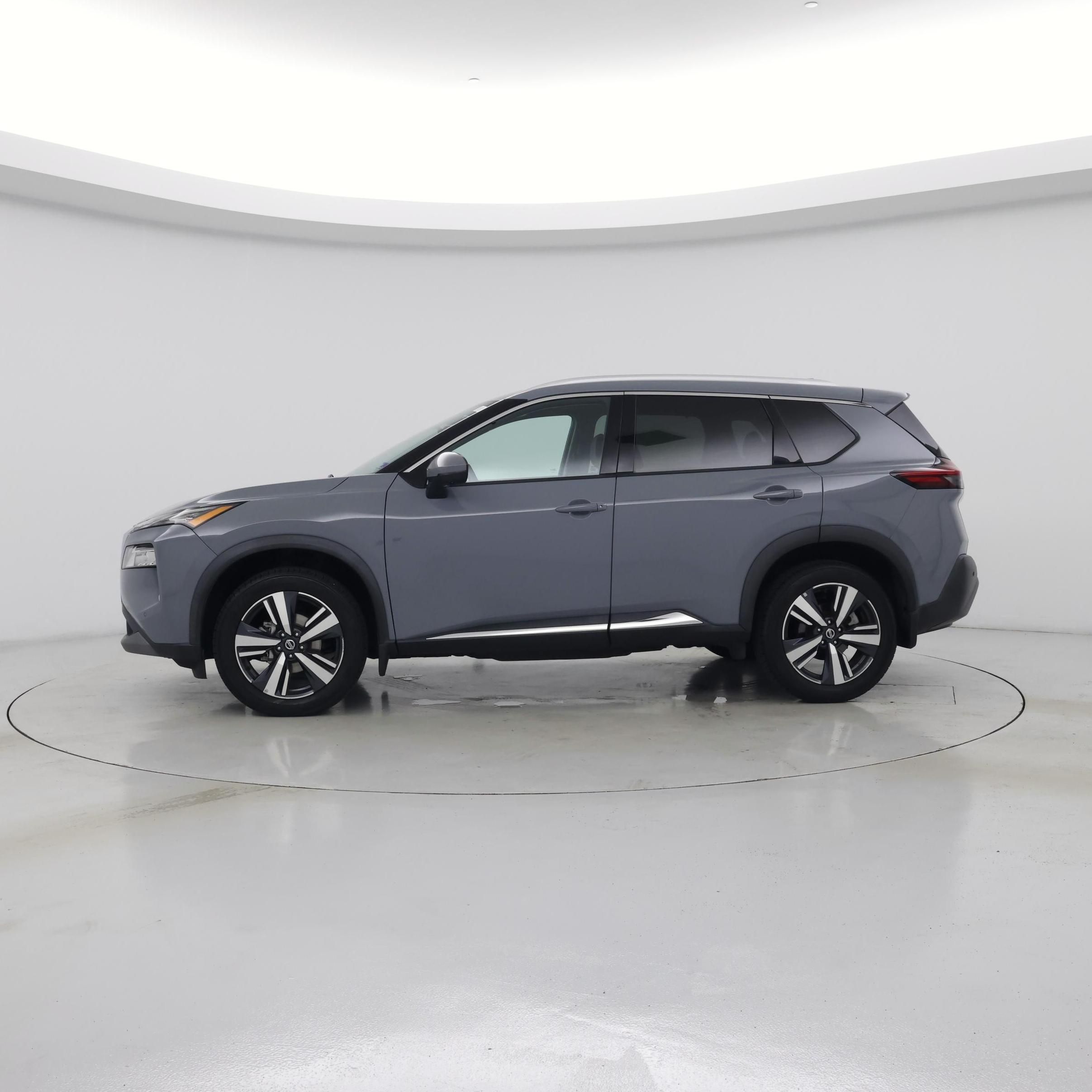 Thumbnail: 2021 Nissan Rogue - 3