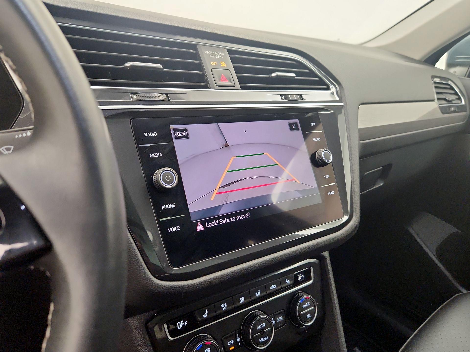 Thumbnail: 2021 Volkswagen Tiguan - 13