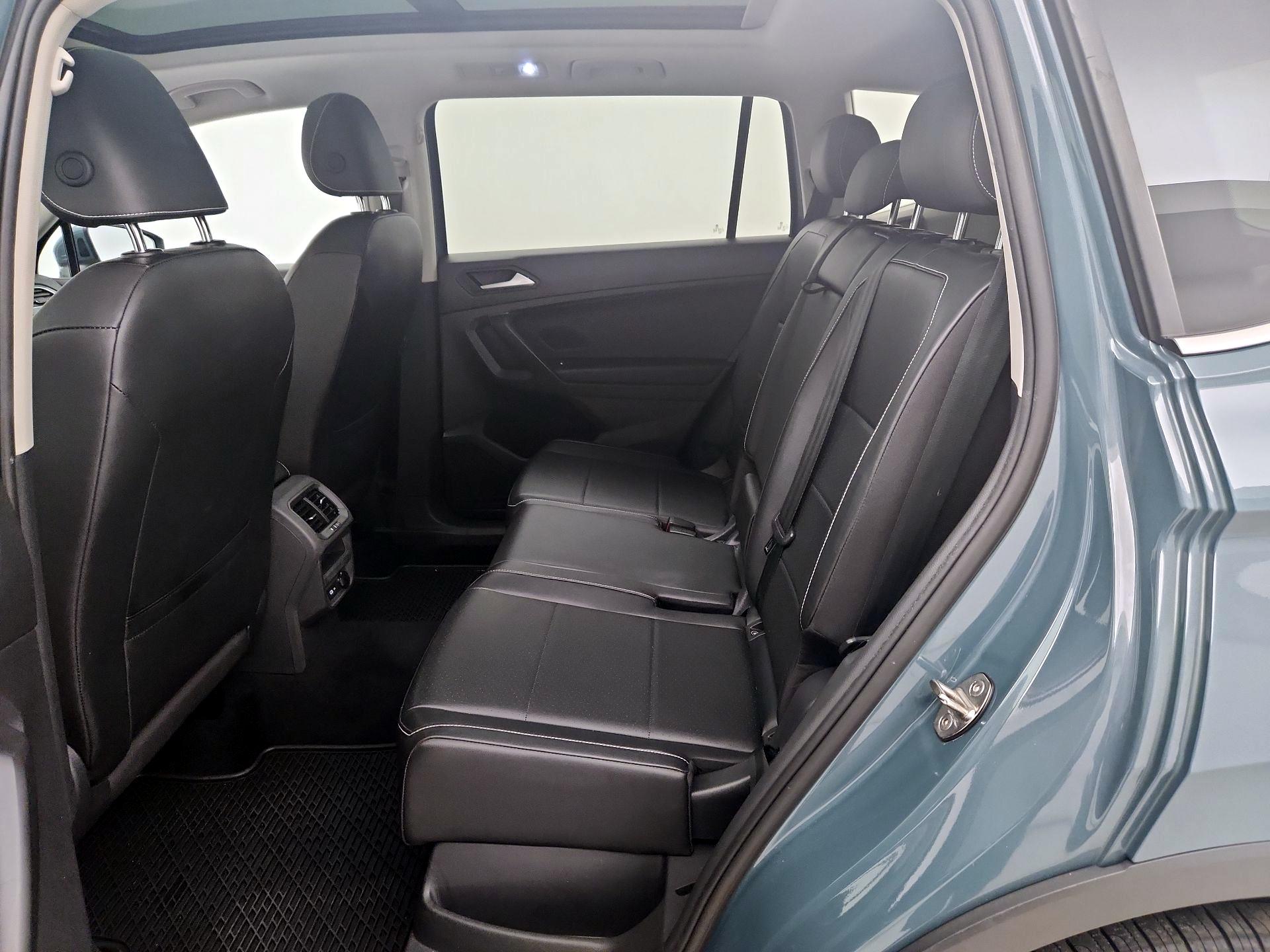 Thumbnail: 2021 Volkswagen Tiguan - 19