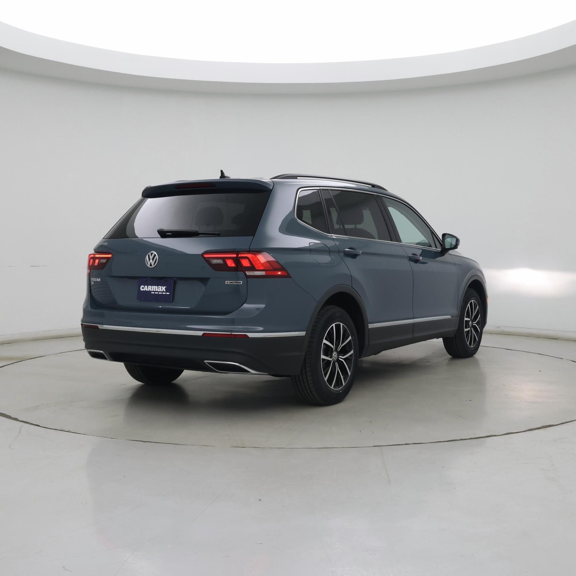 Thumbnail: 2021 Volkswagen Tiguan - 8